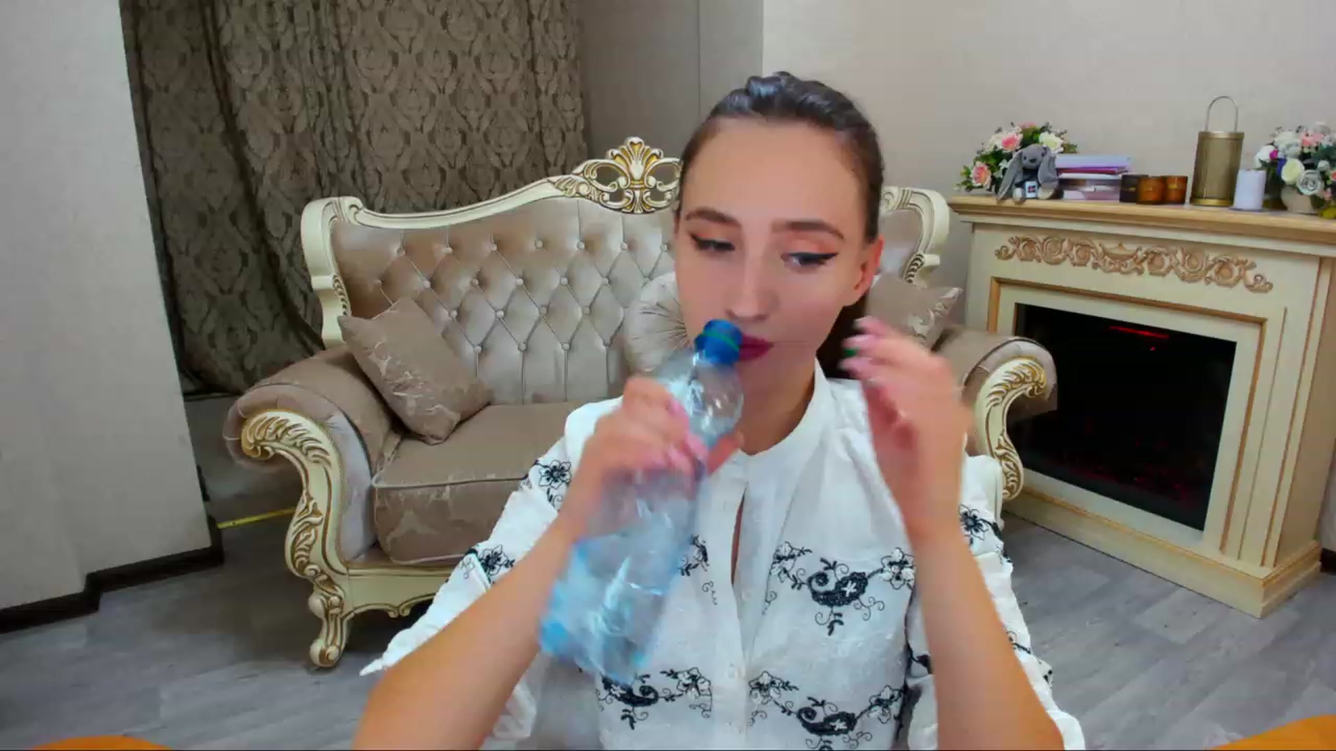 Gallery image thumbnail from WittyBunnyy's myfreecams stream on, 11/08/2023, 12:31 image 1 of 20