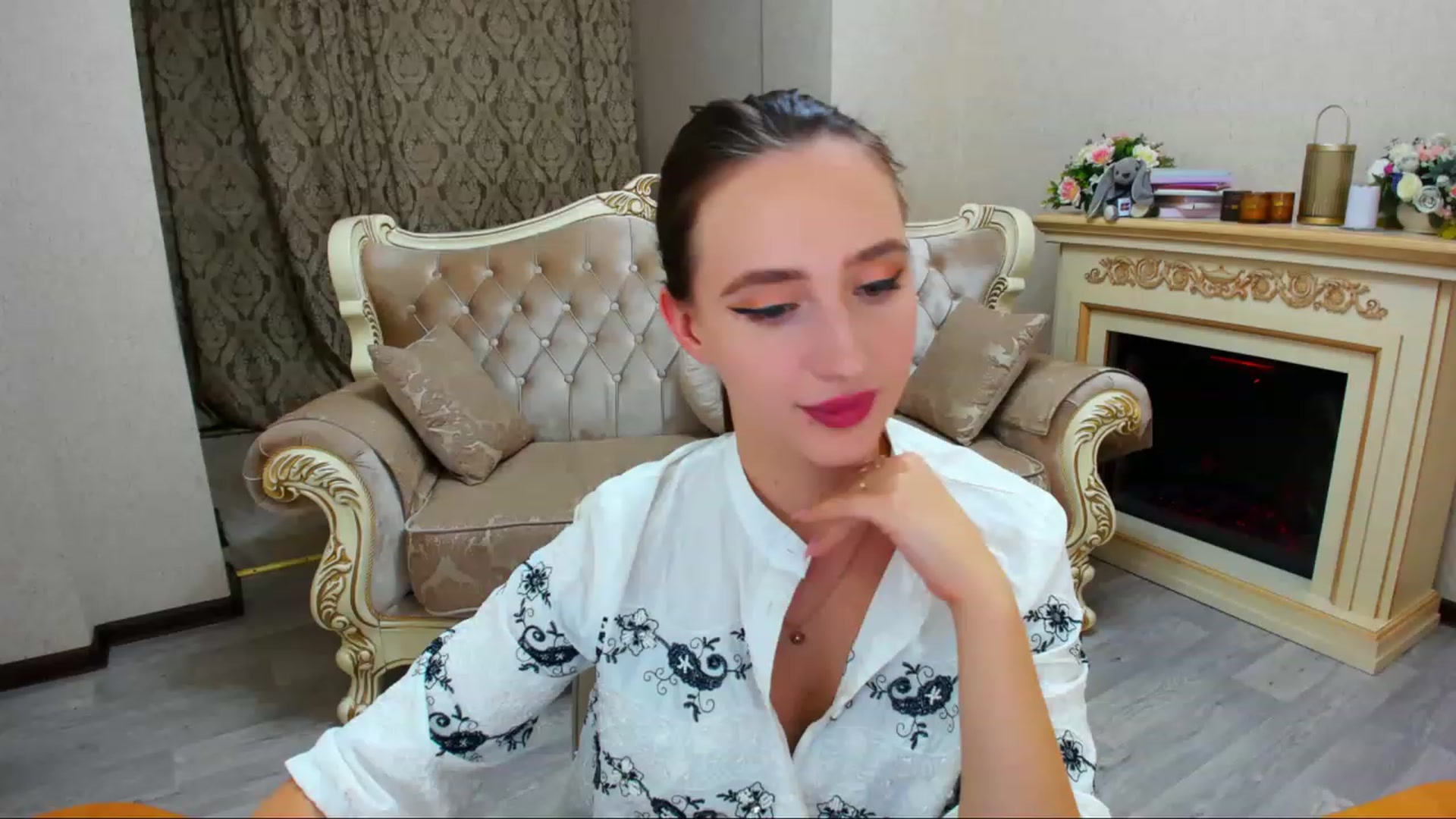 Gallery image thumbnail from WittyBunnyy's myfreecams stream on, 11/08/2023, 12:31 image 17 of 20