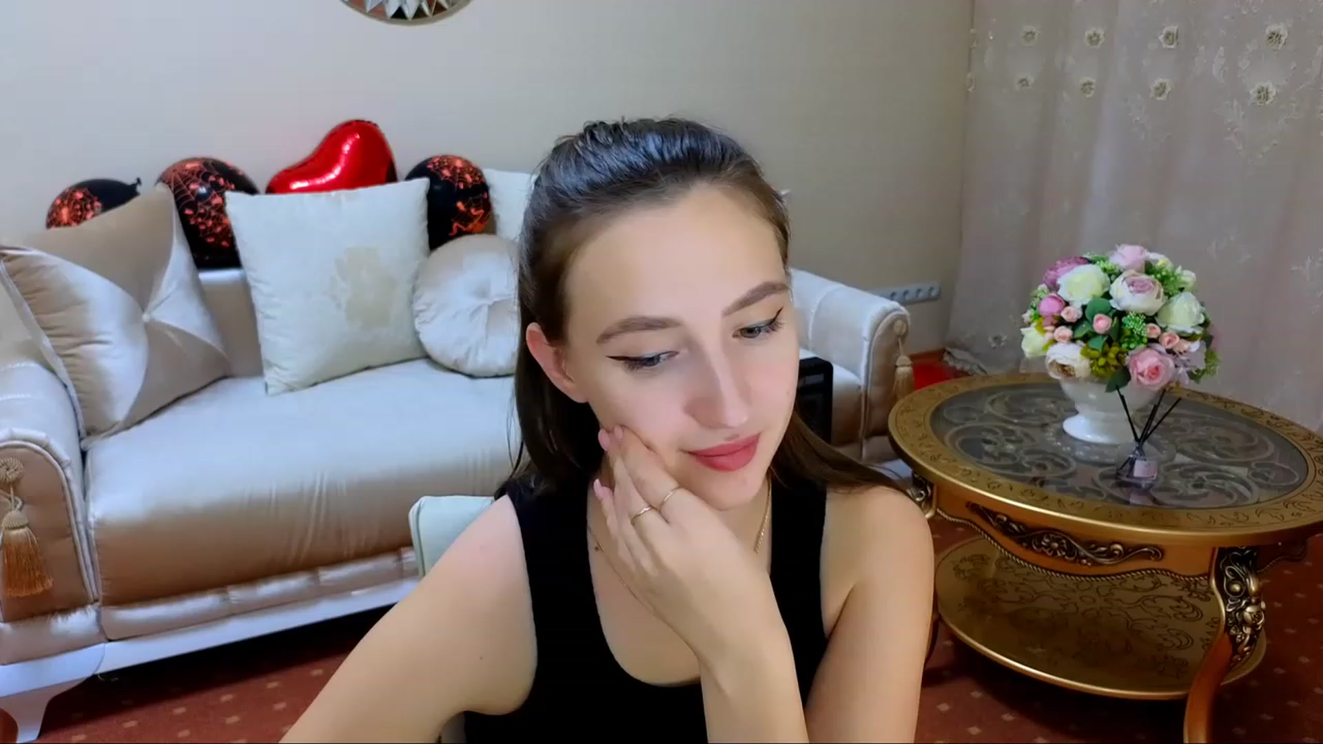 Gallery image thumbnail from WittyBunnyy's myfreecams stream on, 11/10/2023, 17:15 image 13 of 20