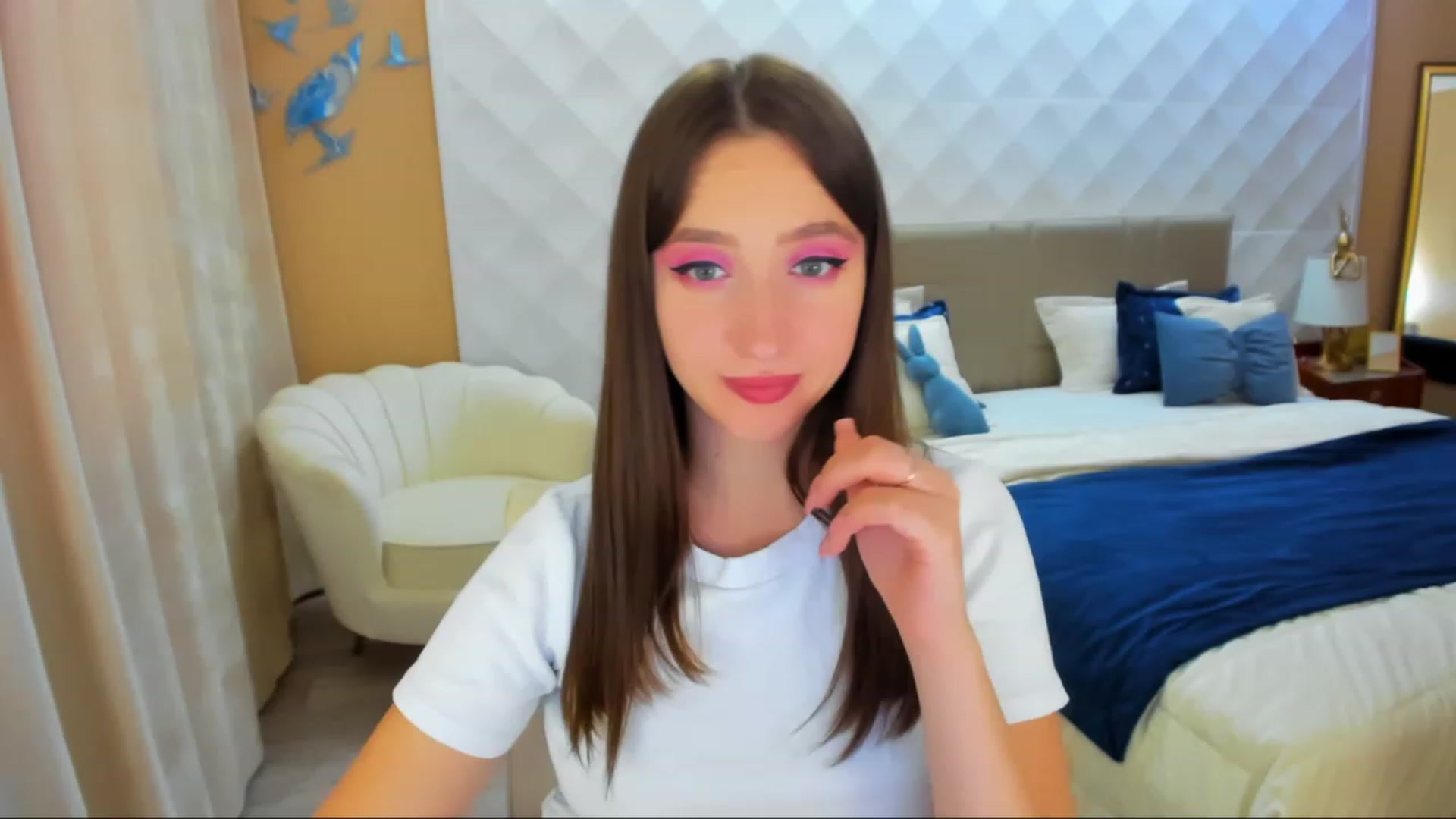 Gallery image thumbnail from WittyBunnyy's myfreecams stream on, 11/16/2023, 09:46 image 13 of 20