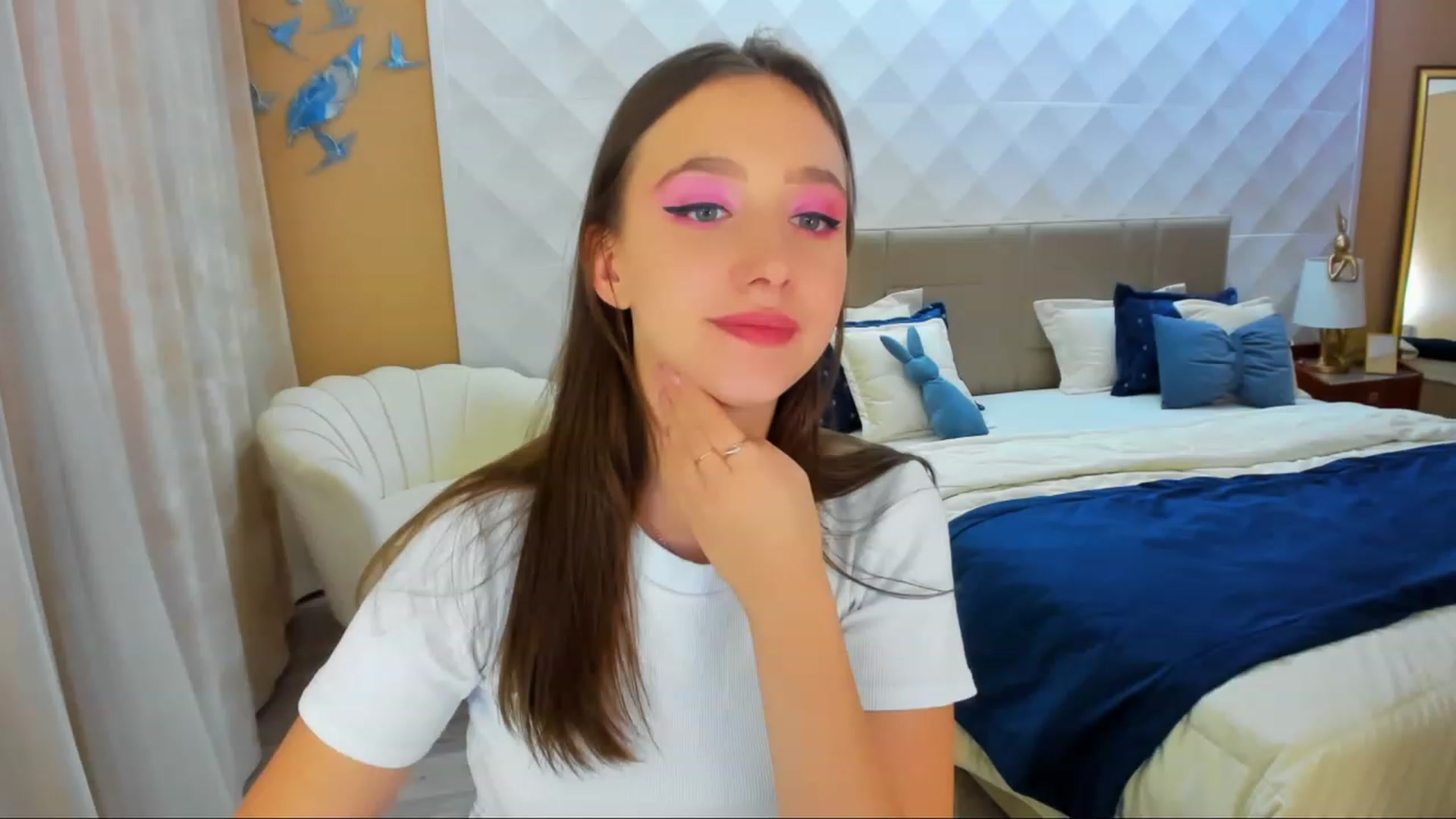 Gallery image thumbnail from WittyBunnyy's myfreecams stream on, 11/16/2023, 11:01 image 11 of 20