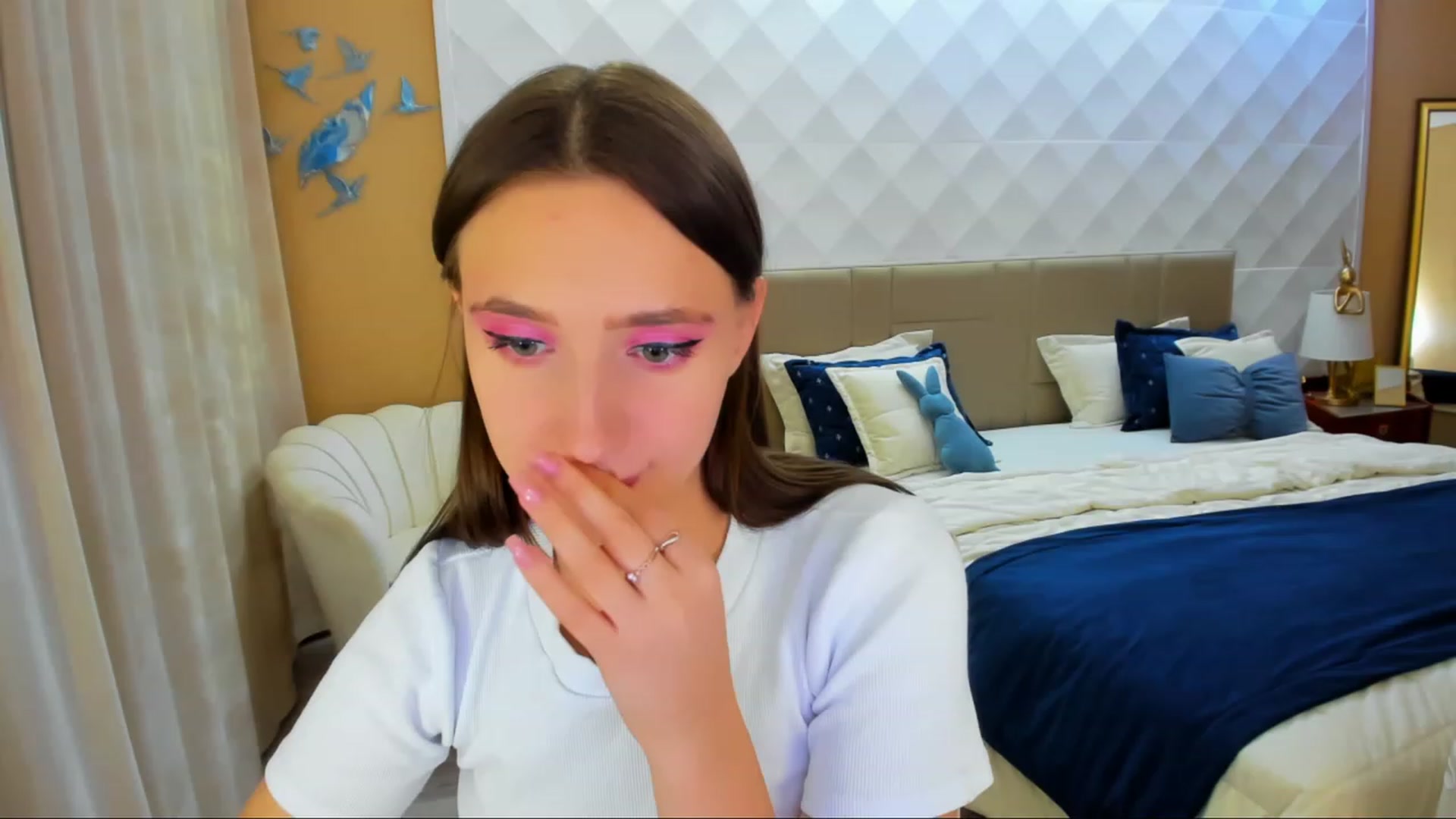 Gallery image thumbnail from WittyBunnyy's myfreecams stream on, 11/16/2023, 12:33 image 12 of 20