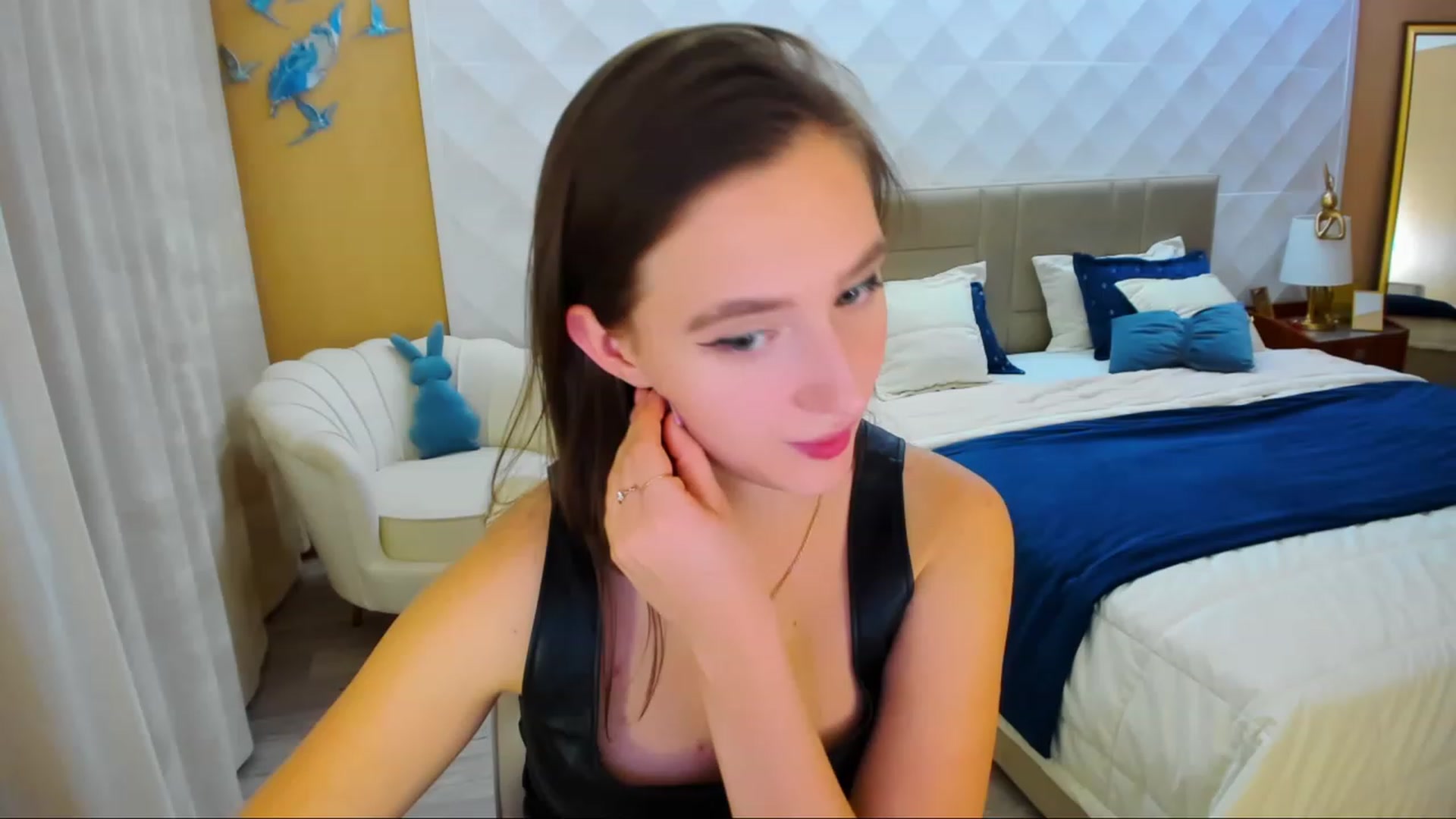 Gallery image thumbnail from WittyBunnyy's myfreecams stream on, 11/18/2023, 13:51 image 13 of 20