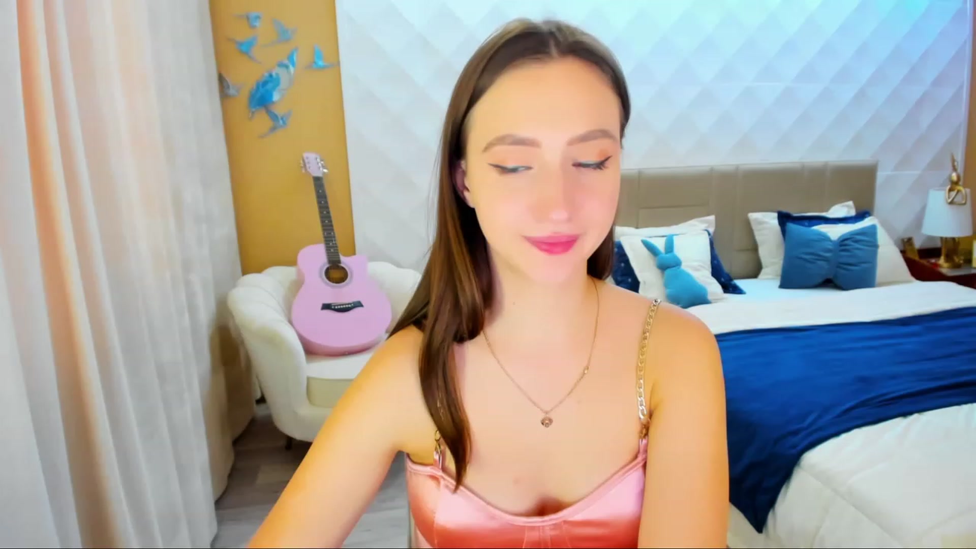 Gallery image thumbnail from WittyBunnyy's myfreecams stream on, 11/19/2023, 11:47 image 4 of 20