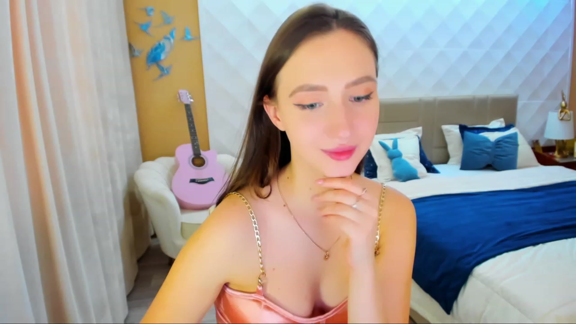 Gallery image thumbnail from WittyBunnyy's myfreecams stream on, 11/19/2023, 11:47 image 7 of 20