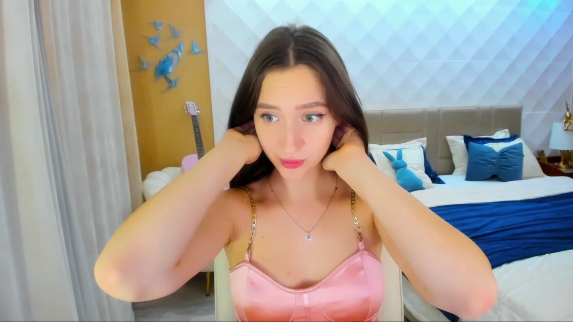 Gallery image thumbnail from WittyBunnyy's myfreecams stream on, 11/19/2023, 15:04 image 19 of 20