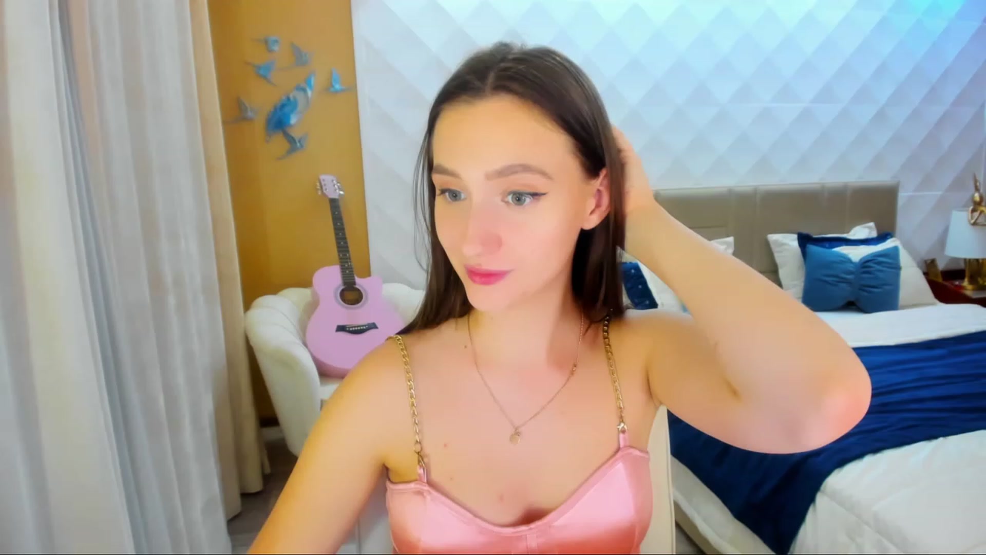 Gallery image thumbnail from WittyBunnyy's myfreecams stream on, 11/19/2023, 15:04 image 7 of 20