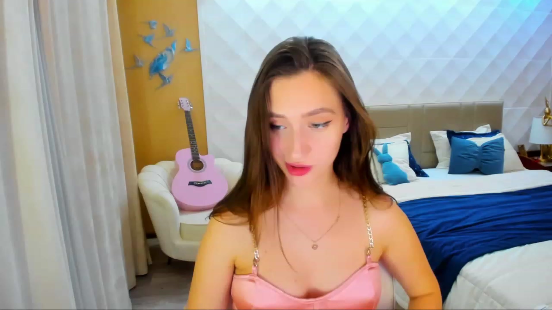 Gallery image thumbnail from WittyBunnyy's myfreecams stream on, 11/19/2023, 15:46 image 13 of 20