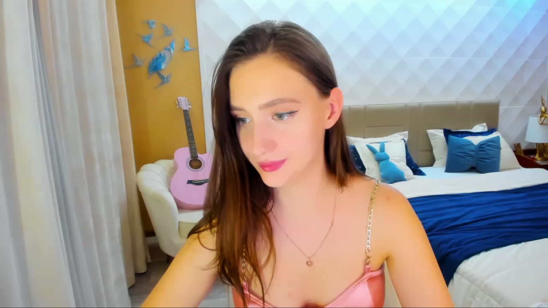 Gallery image thumbnail from WittyBunnyy's myfreecams stream on, 11/19/2023, 15:46 image 5 of 20