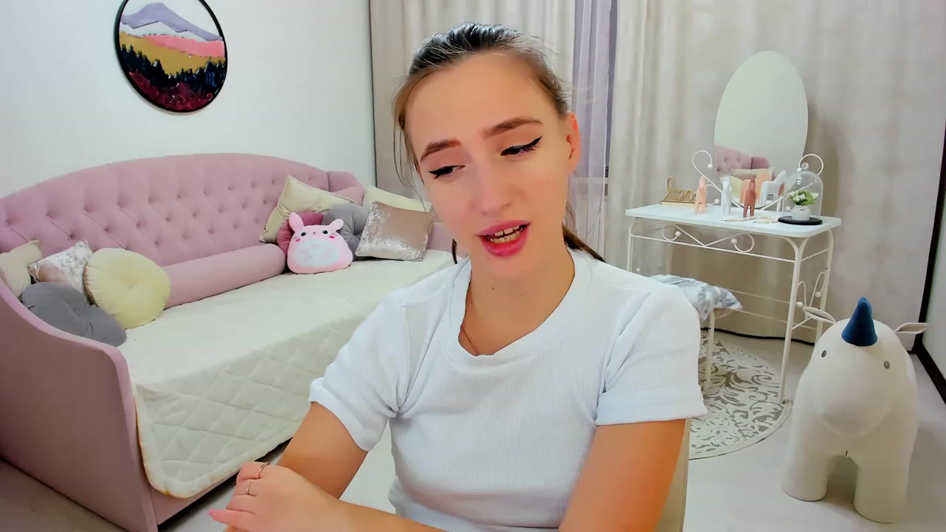 Gallery image thumbnail from WittyBunnyy's myfreecams stream on, 11/22/2023, 12:15 image 7 of 20