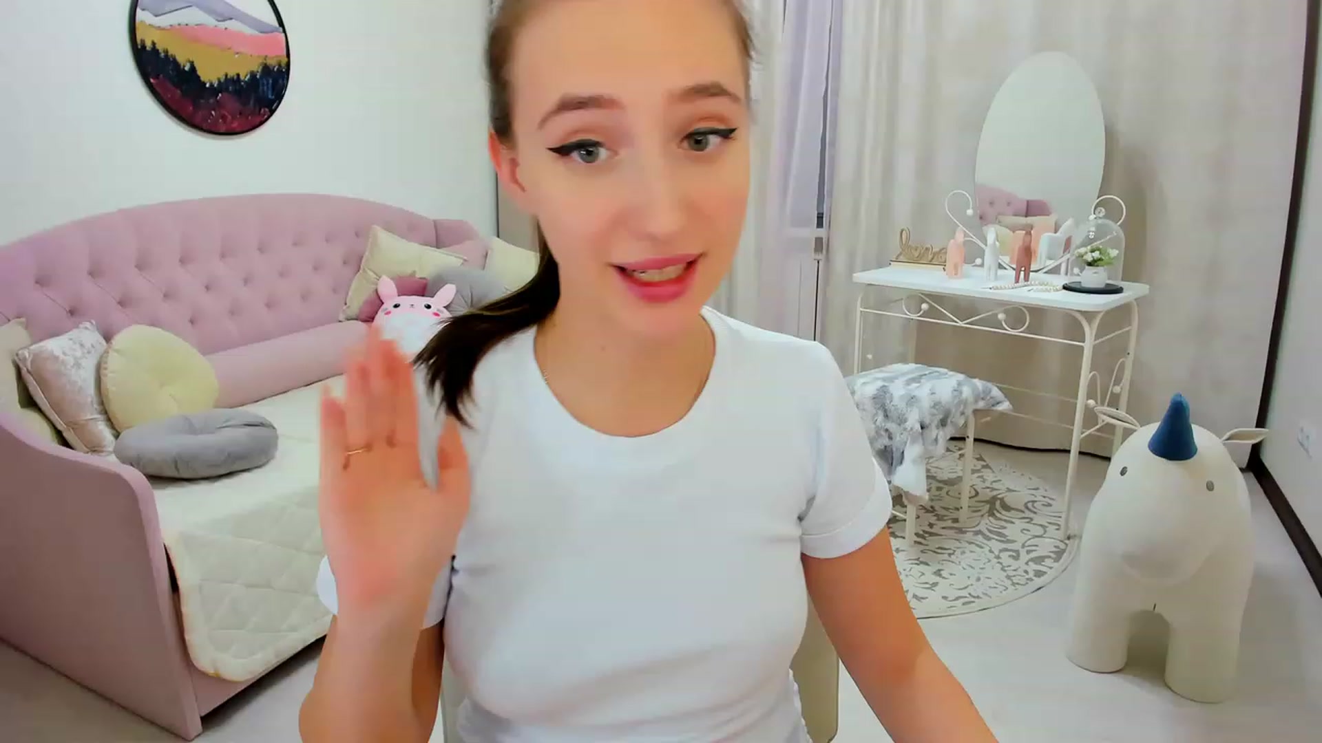 Gallery image thumbnail from WittyBunnyy's myfreecams stream on, 11/22/2023, 15:31 image 10 of 20