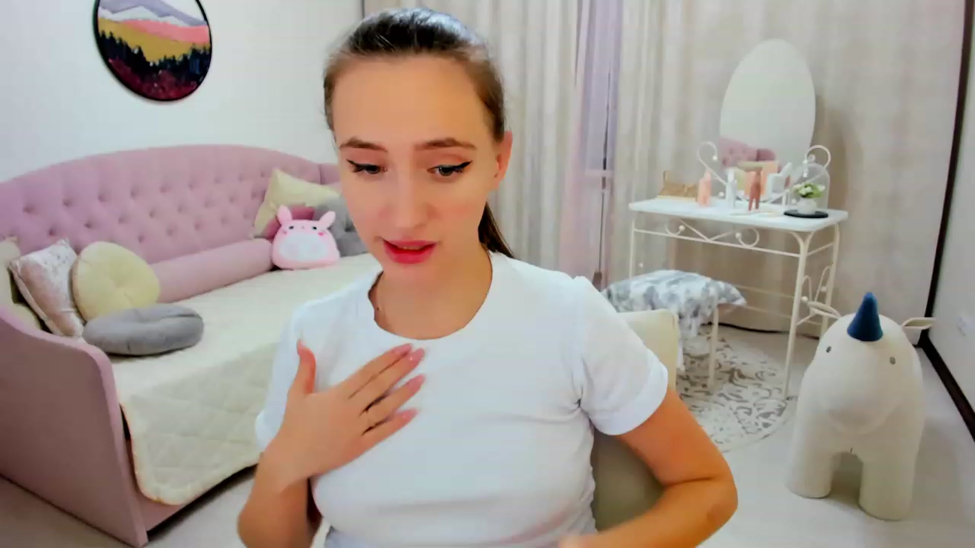 Gallery image thumbnail from WittyBunnyy's myfreecams stream on, 11/22/2023, 15:31 image 13 of 20