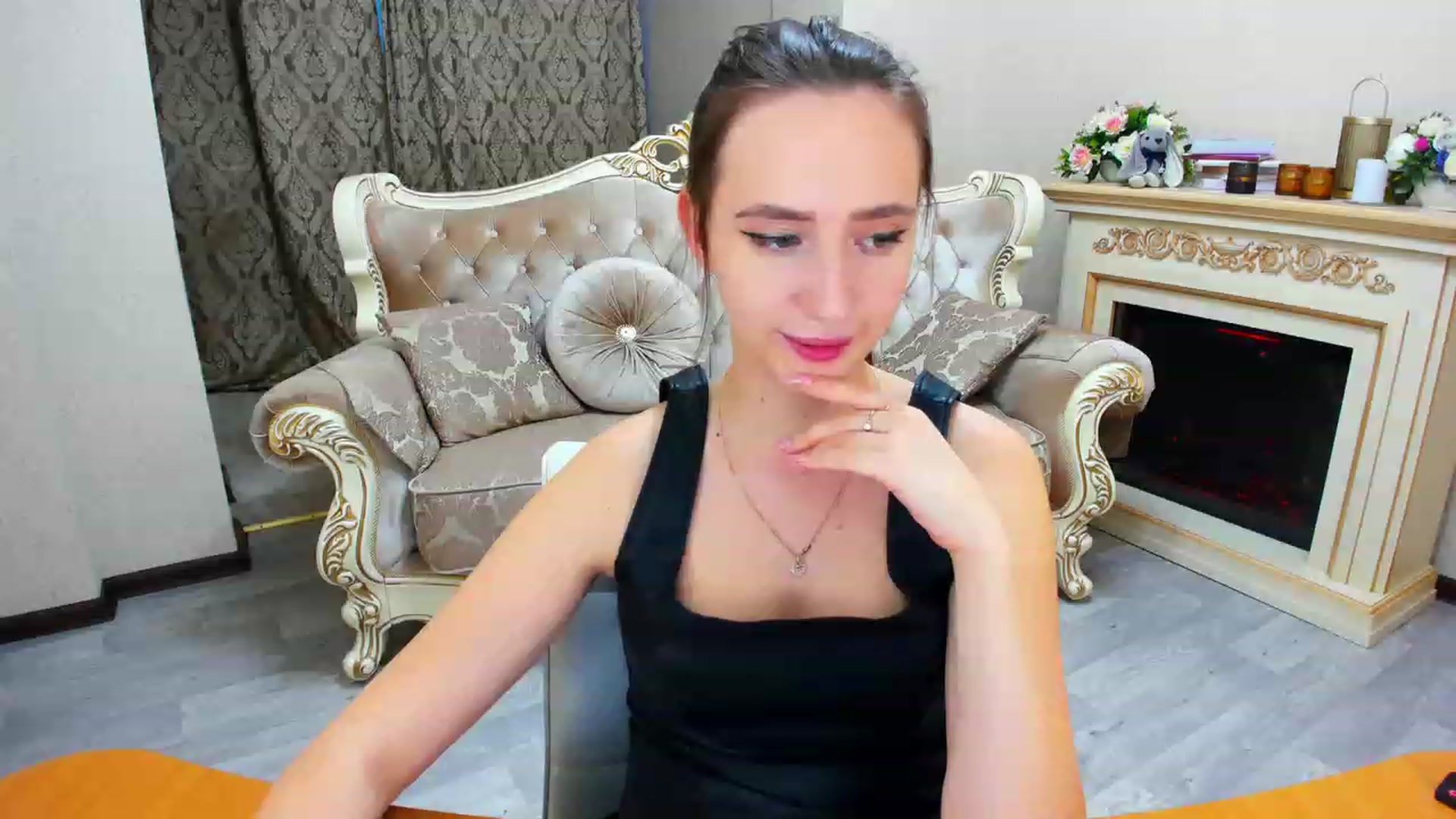 Gallery image thumbnail from WittyBunnyy's myfreecams stream on, 11/23/2023, 11:57 image 19 of 20