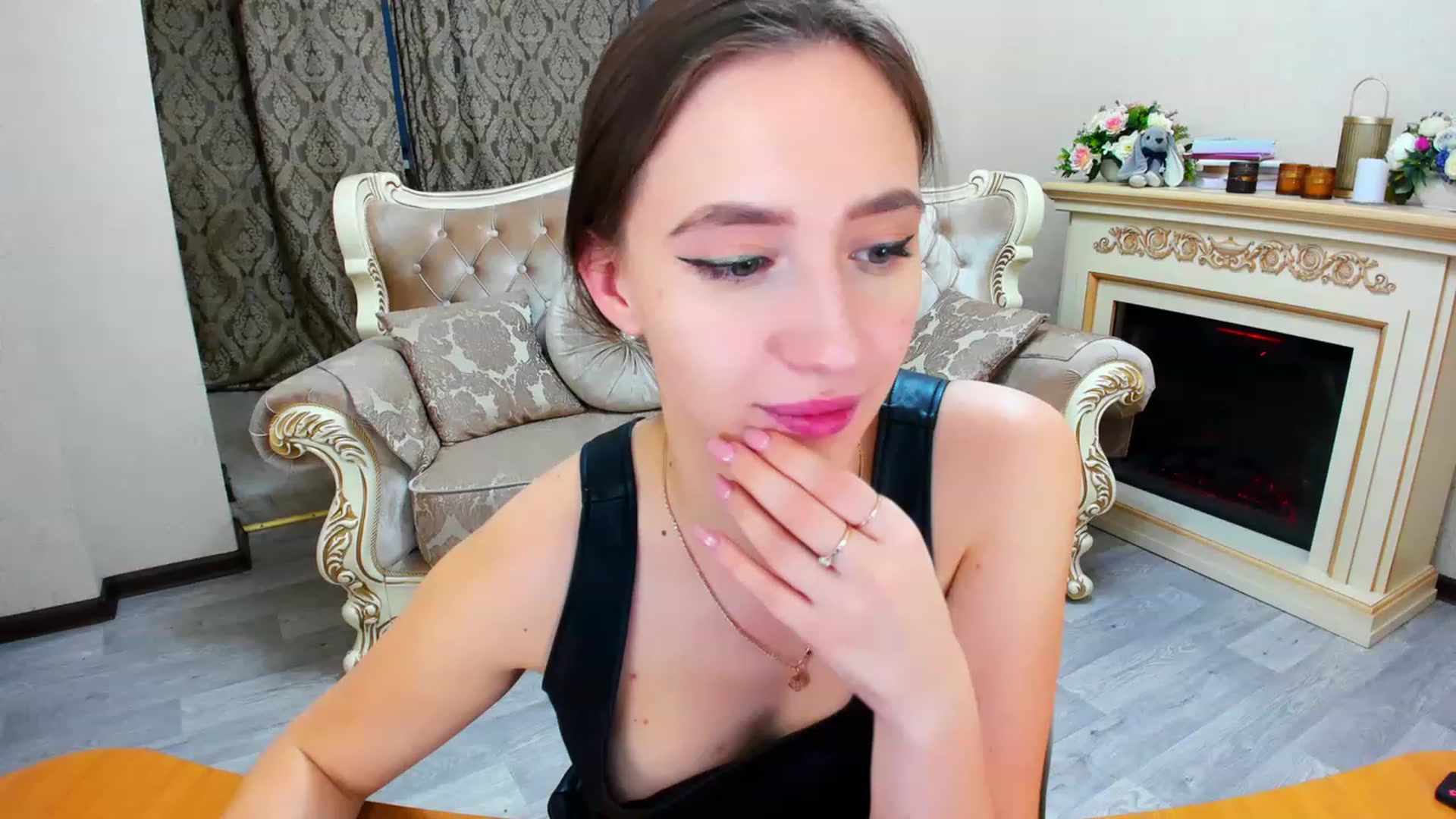 Gallery image thumbnail from WittyBunnyy's myfreecams stream on, 11/23/2023, 12:16 image 18 of 20