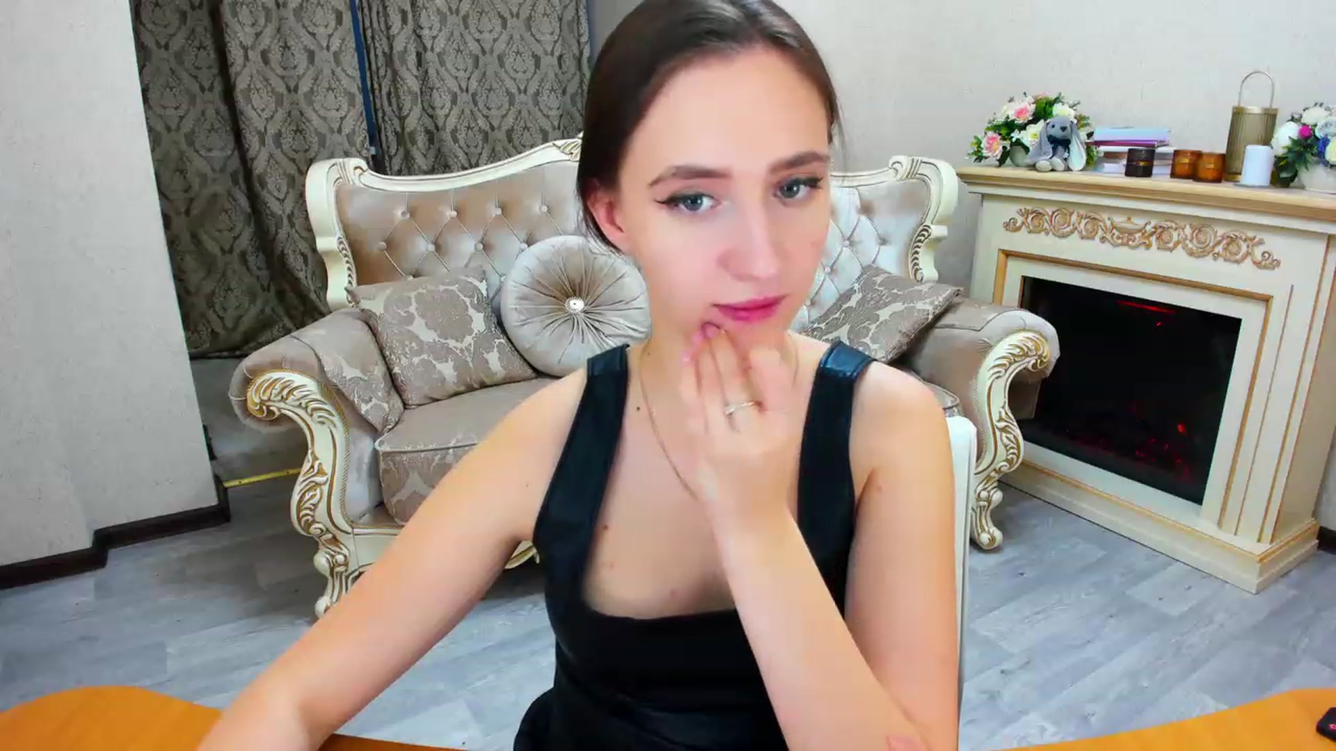 Gallery image thumbnail from WittyBunnyy's myfreecams stream on, 11/23/2023, 12:16 image 20 of 20