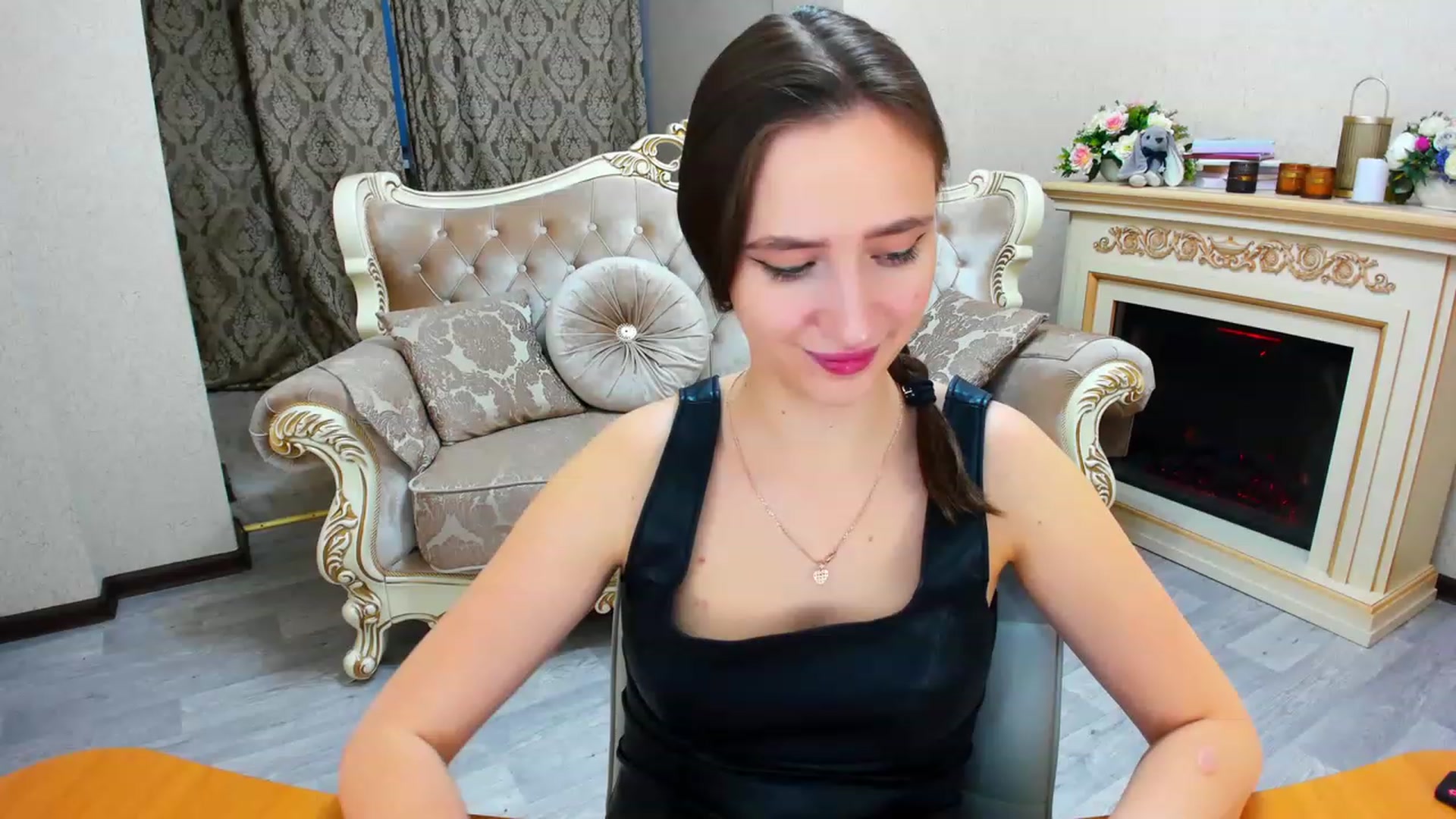 Gallery image thumbnail from WittyBunnyy's myfreecams stream on, 11/23/2023, 12:16 image 9 of 20