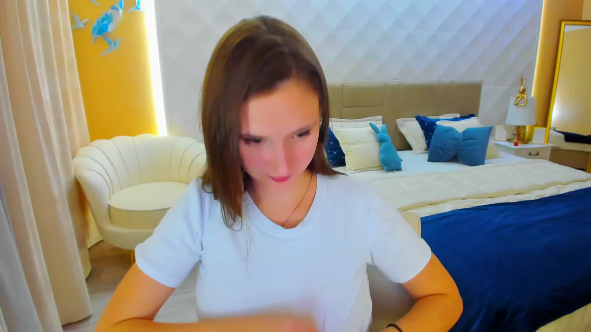 Gallery image thumbnail from WittyBunnyy's myfreecams stream on, 12/04/2023, 11:47 image 2 of 20