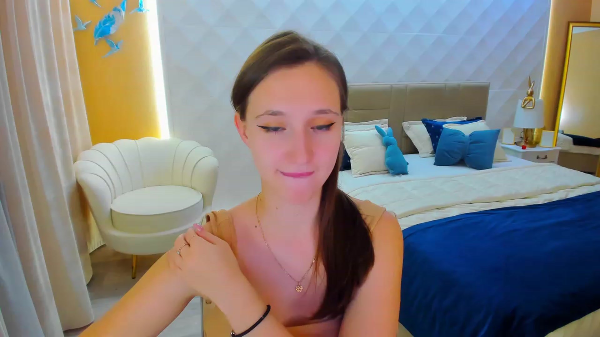 Gallery image thumbnail from WittyBunnyy's myfreecams stream on, 12/04/2023, 13:13 image 10 of 20