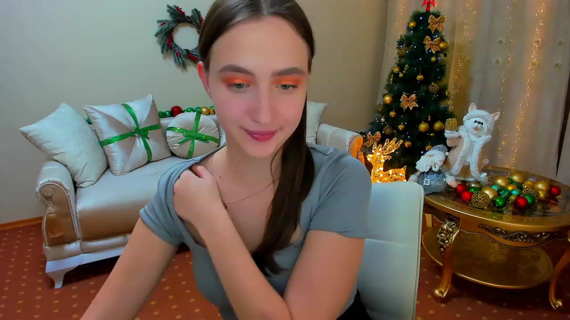 Gallery image thumbnail from WittyBunnyy's myfreecams stream on, 12/24/2023, 17:20 image 13 of 20