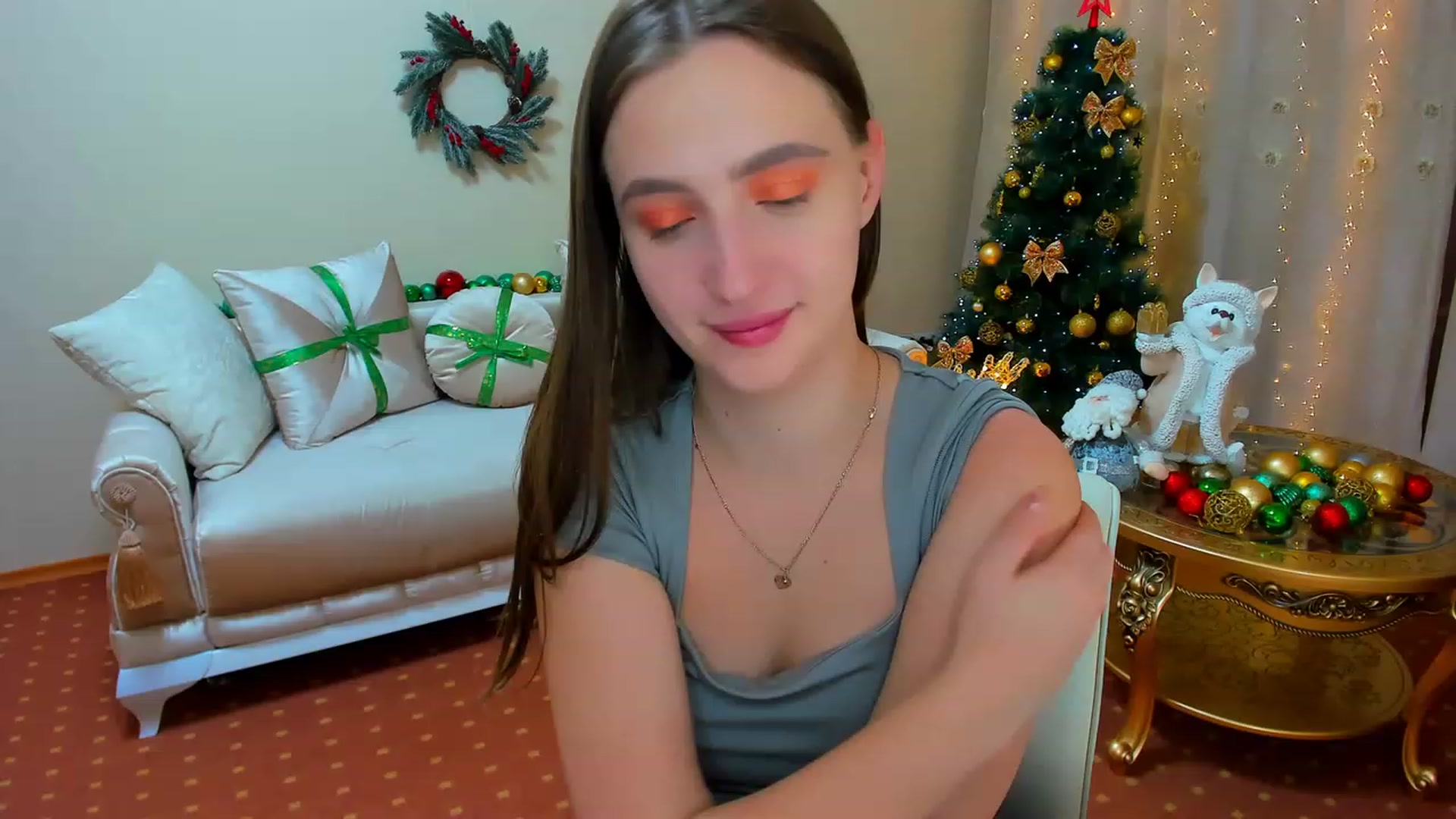 Gallery image thumbnail from WittyBunnyy's myfreecams stream on, 12/24/2023, 17:20 image 16 of 20