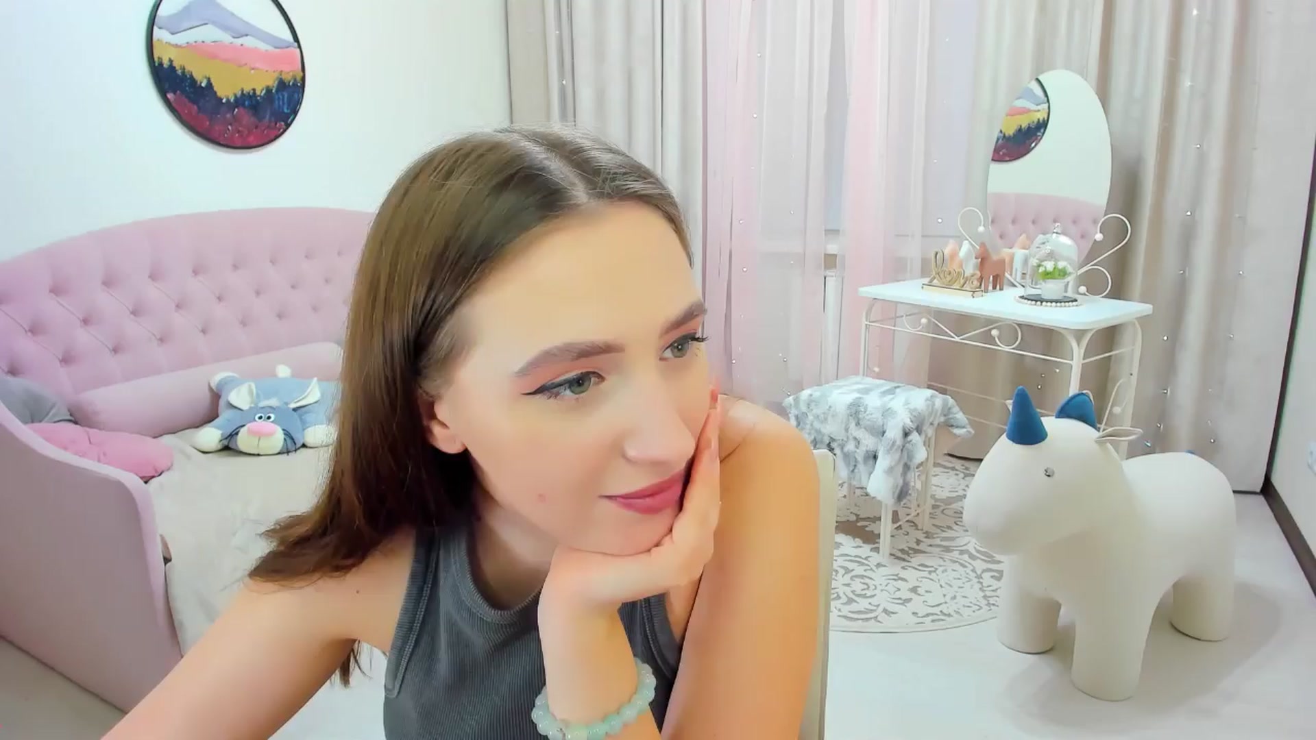 Gallery image thumbnail from WittyBunnyy's myfreecams stream on, 03/26/2024, 13:40 image 12 of 20
