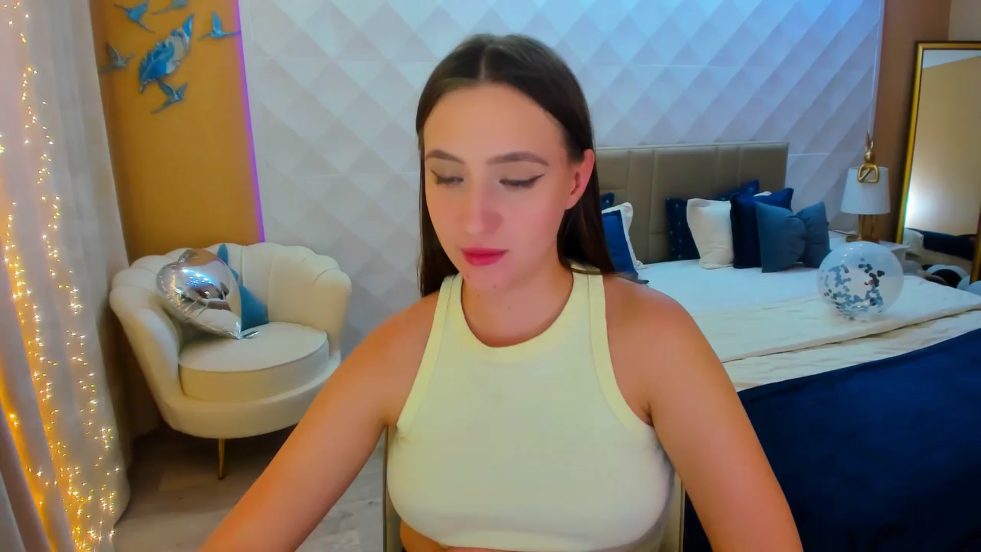 Gallery image thumbnail from WittyBunnyy's myfreecams stream on, 03/29/2024, 12:21 image 1 of 20