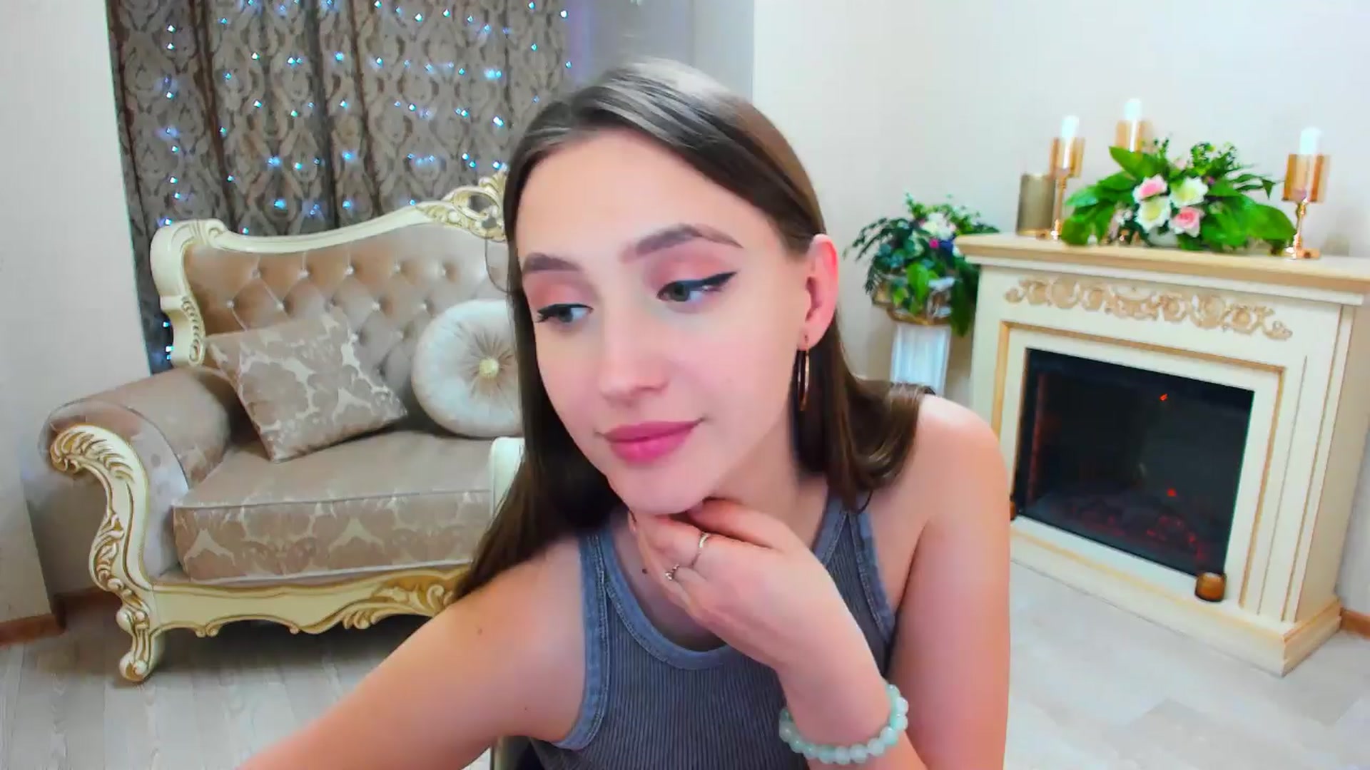 Gallery image thumbnail from WittyBunnyy's myfreecams stream on, 04/09/2024, 14:38 image 14 of 20