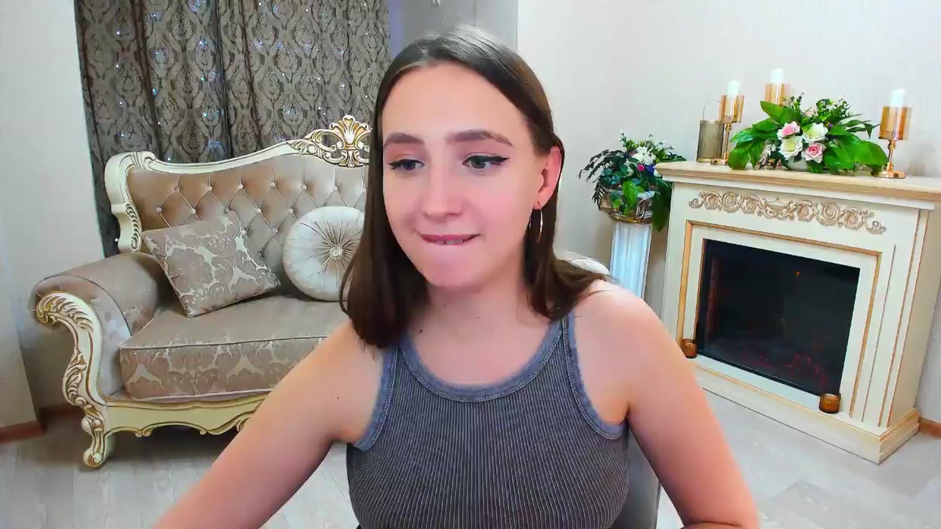 Gallery image thumbnail from WittyBunnyy's myfreecams stream on, 04/09/2024, 14:38 image 6 of 20