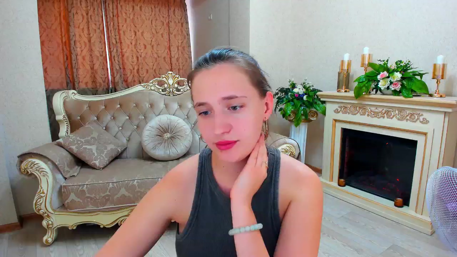 Gallery image thumbnail from WittyBunnyy's myfreecams stream on, 04/23/2024, 12:46 image 4 of 20