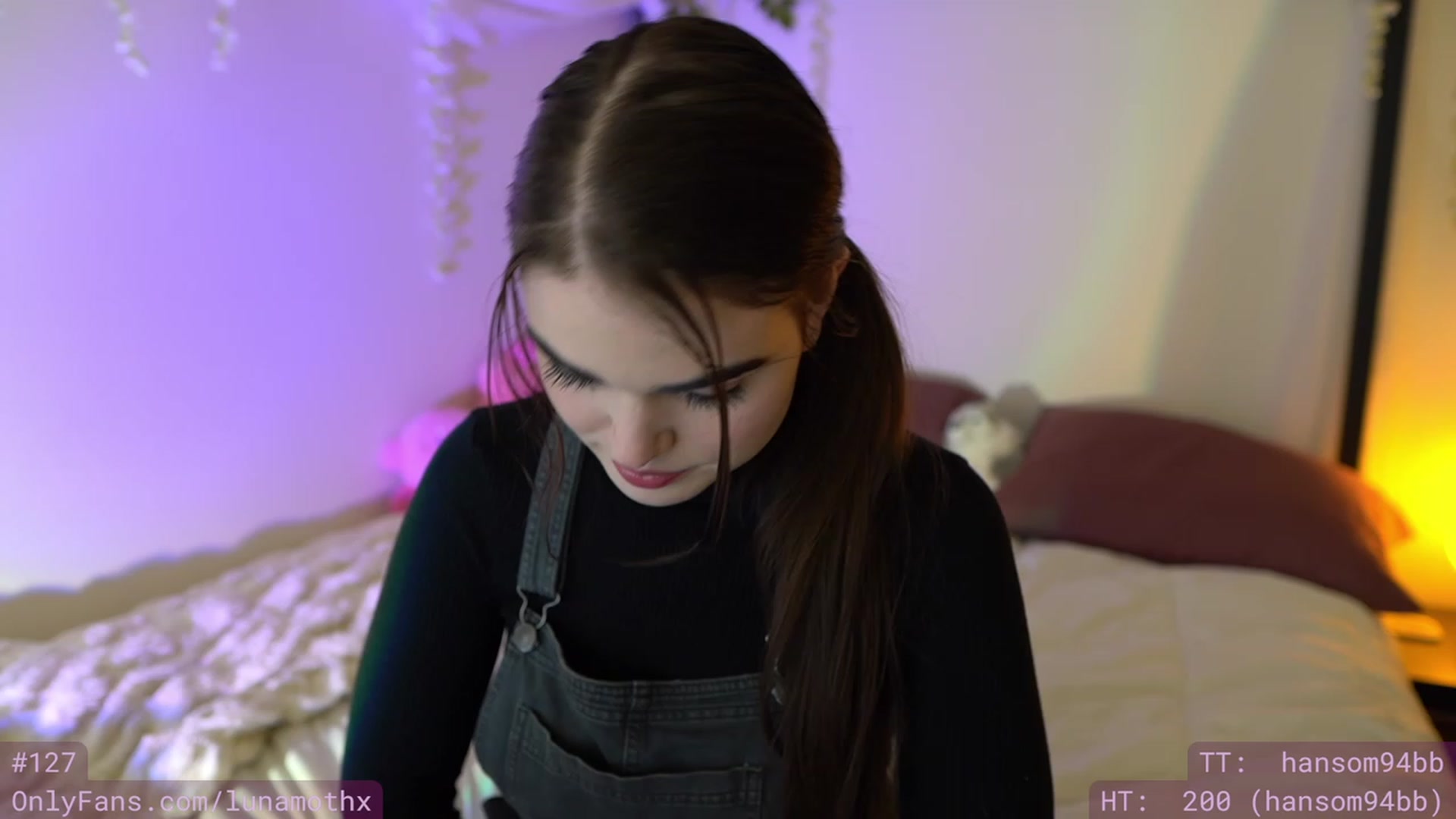 Gallery image thumbnail from Wizard's myfreecams stream on, 11/15/2022, 08:31 image 3 of 20