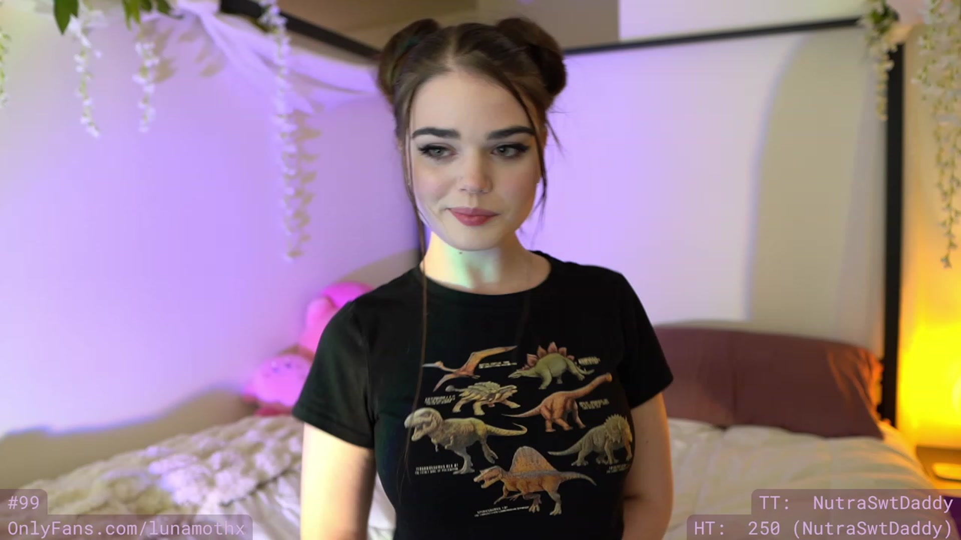 Gallery image thumbnail from Wizard's myfreecams stream on, 11/18/2022, 07:19 image 13 of 20