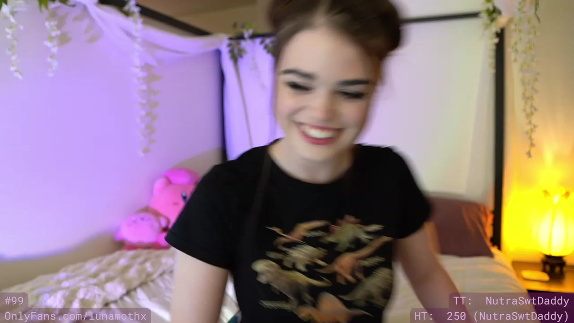 Gallery image thumbnail from Wizard's myfreecams stream on, 11/18/2022, 07:19 image 6 of 20