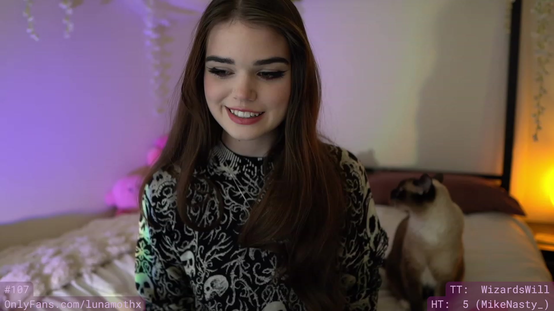 Gallery image thumbnail from Wizard's myfreecams stream on, 11/29/2022, 09:46 image 2 of 20