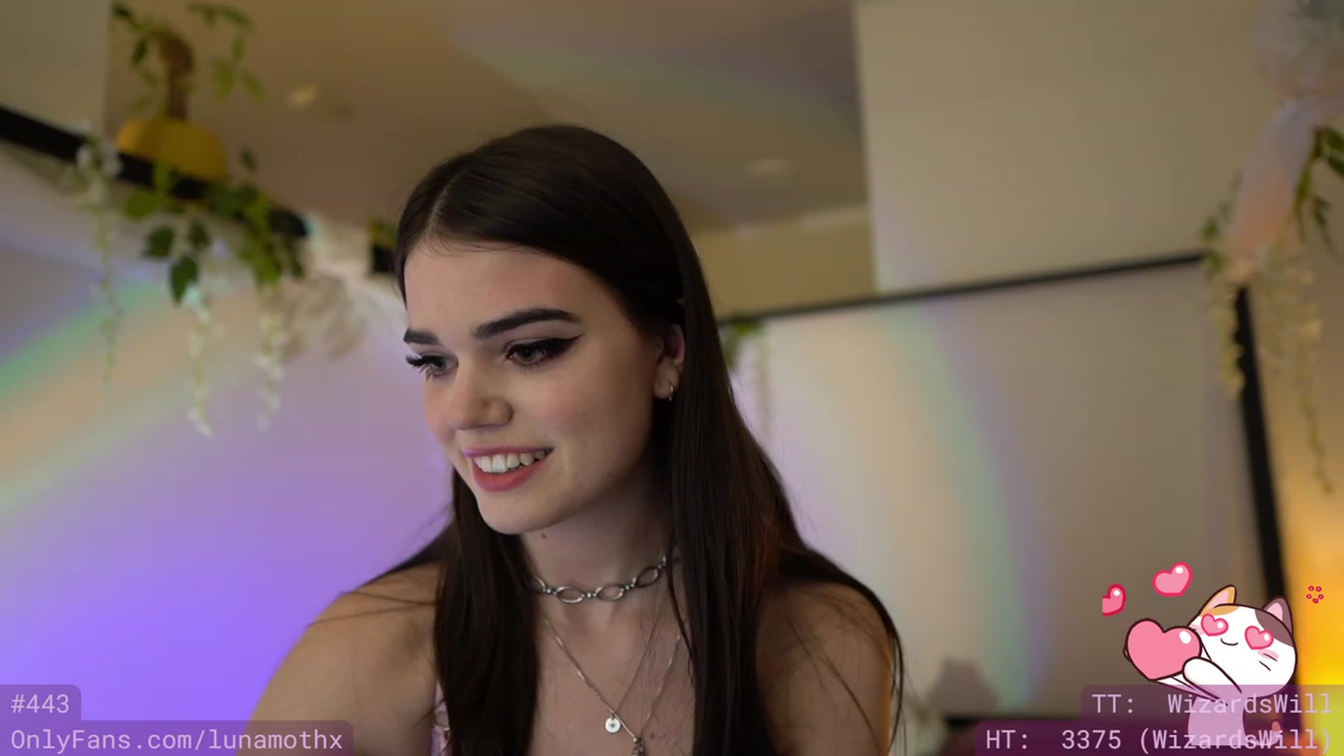 Gallery image thumbnail from Wizard's myfreecams stream on, 12/15/2022, 06:43 image 4 of 20