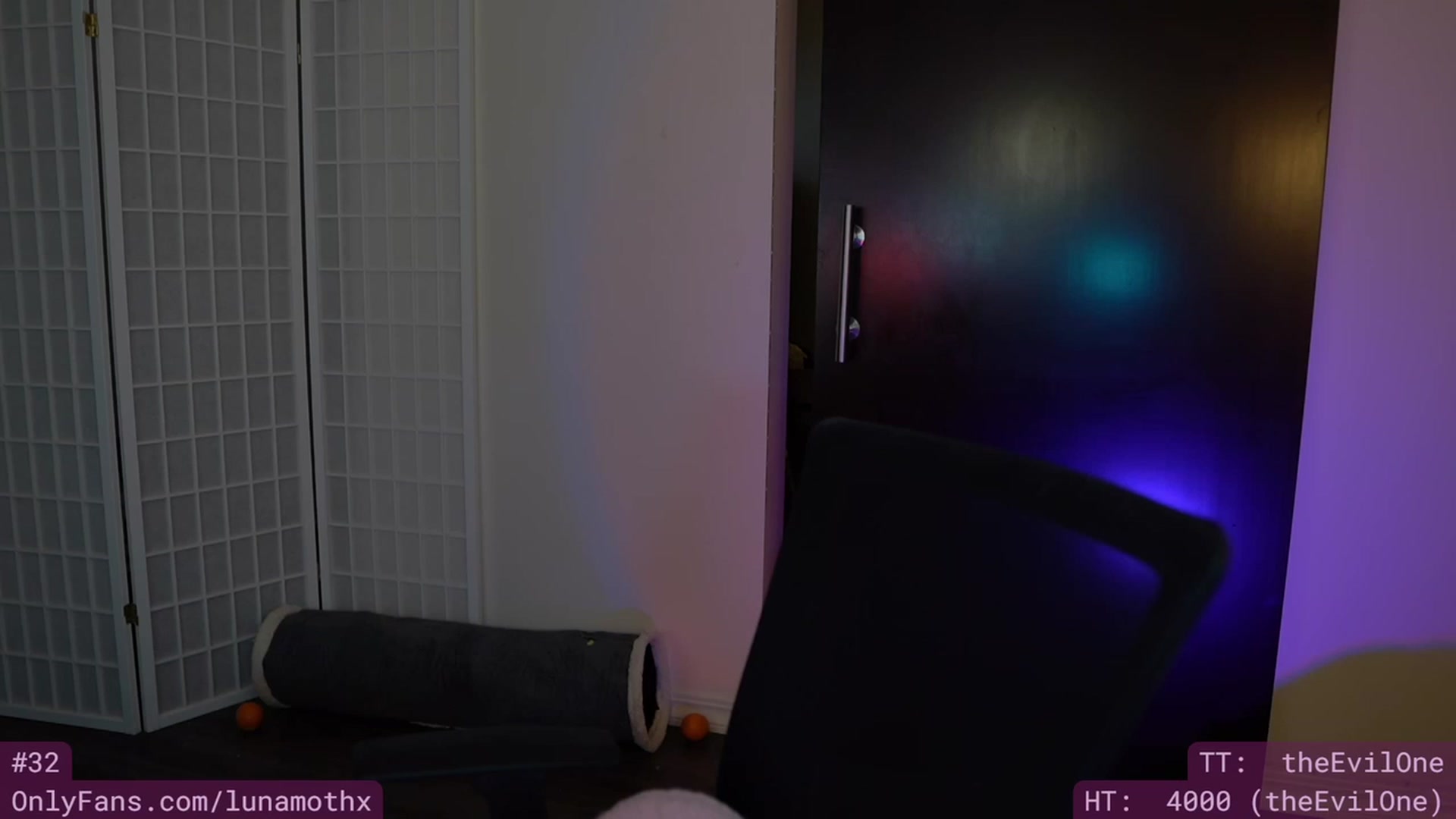 Gallery image thumbnail from Wizard's myfreecams stream on, 01/09/2023, 11:32 image 16 of 20