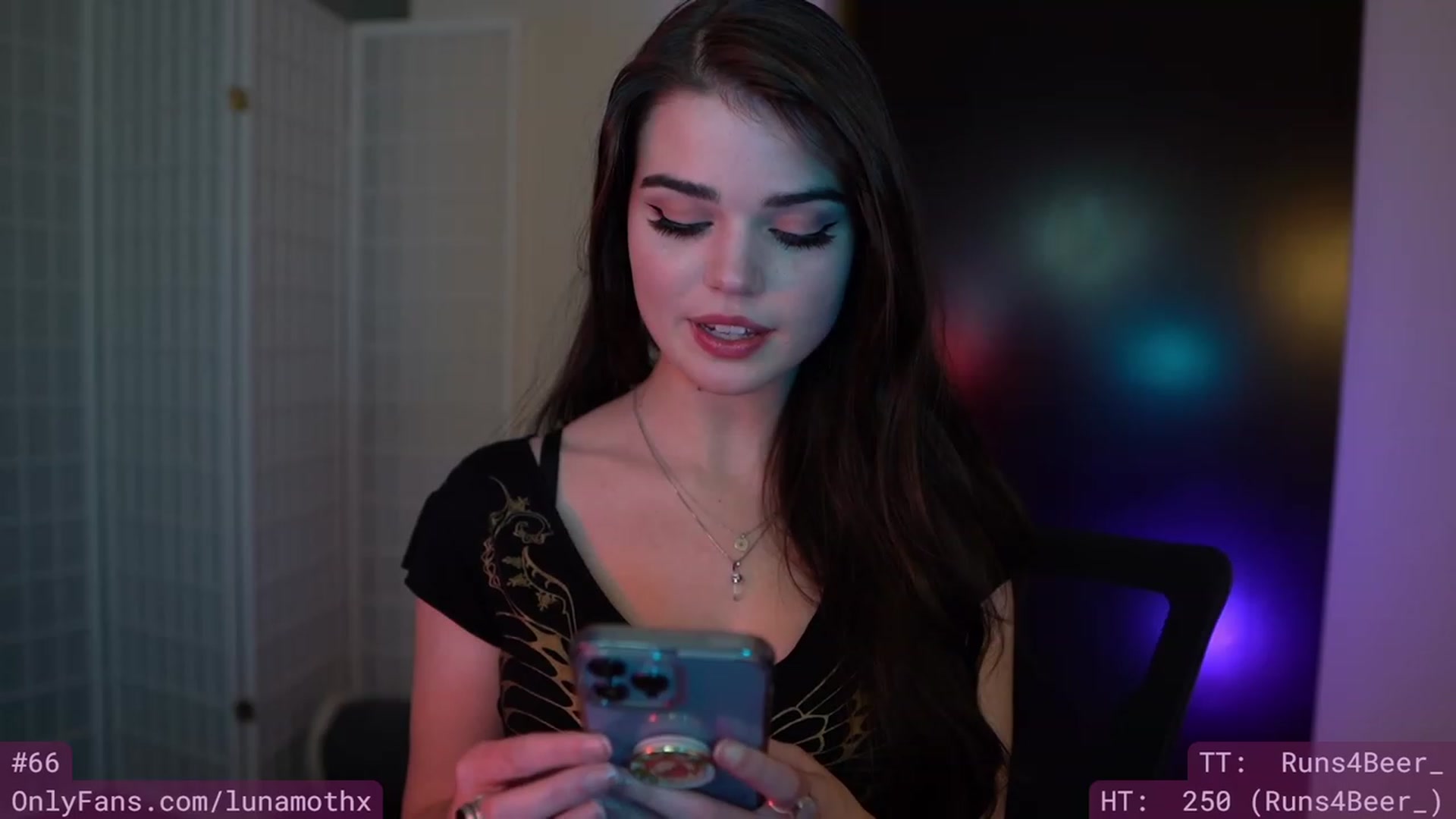 Gallery image thumbnail from Wizard's myfreecams stream on, 01/18/2023, 08:25 image 17 of 20