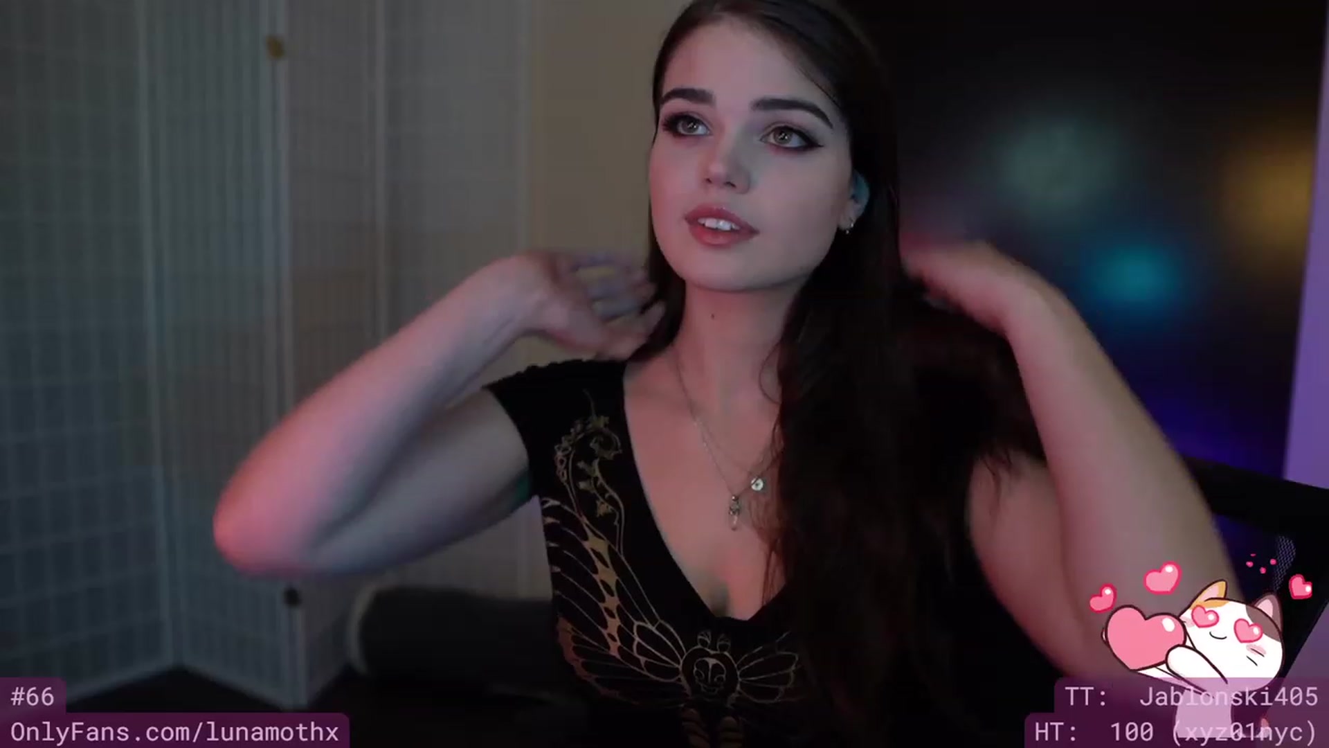 Gallery image thumbnail from Wizard's myfreecams stream on, 01/18/2023, 08:25 image 4 of 20