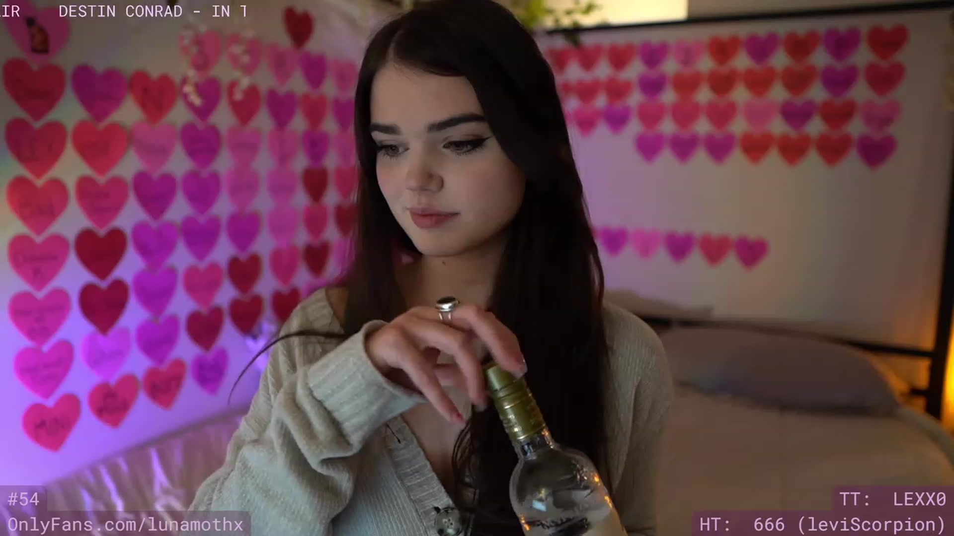 Gallery image thumbnail from Wizard's myfreecams stream on, 02/18/2023, 09:49 image 5 of 20
