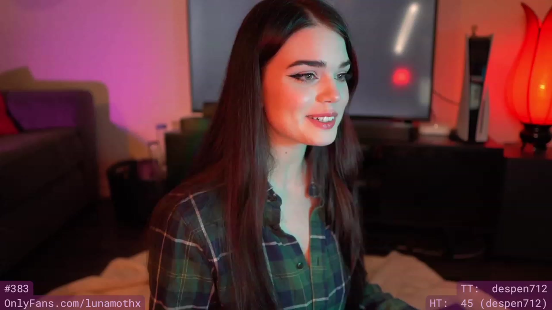 Gallery image thumbnail from Wizard's myfreecams stream on, 04/12/2023, 07:10 image 1 of 20