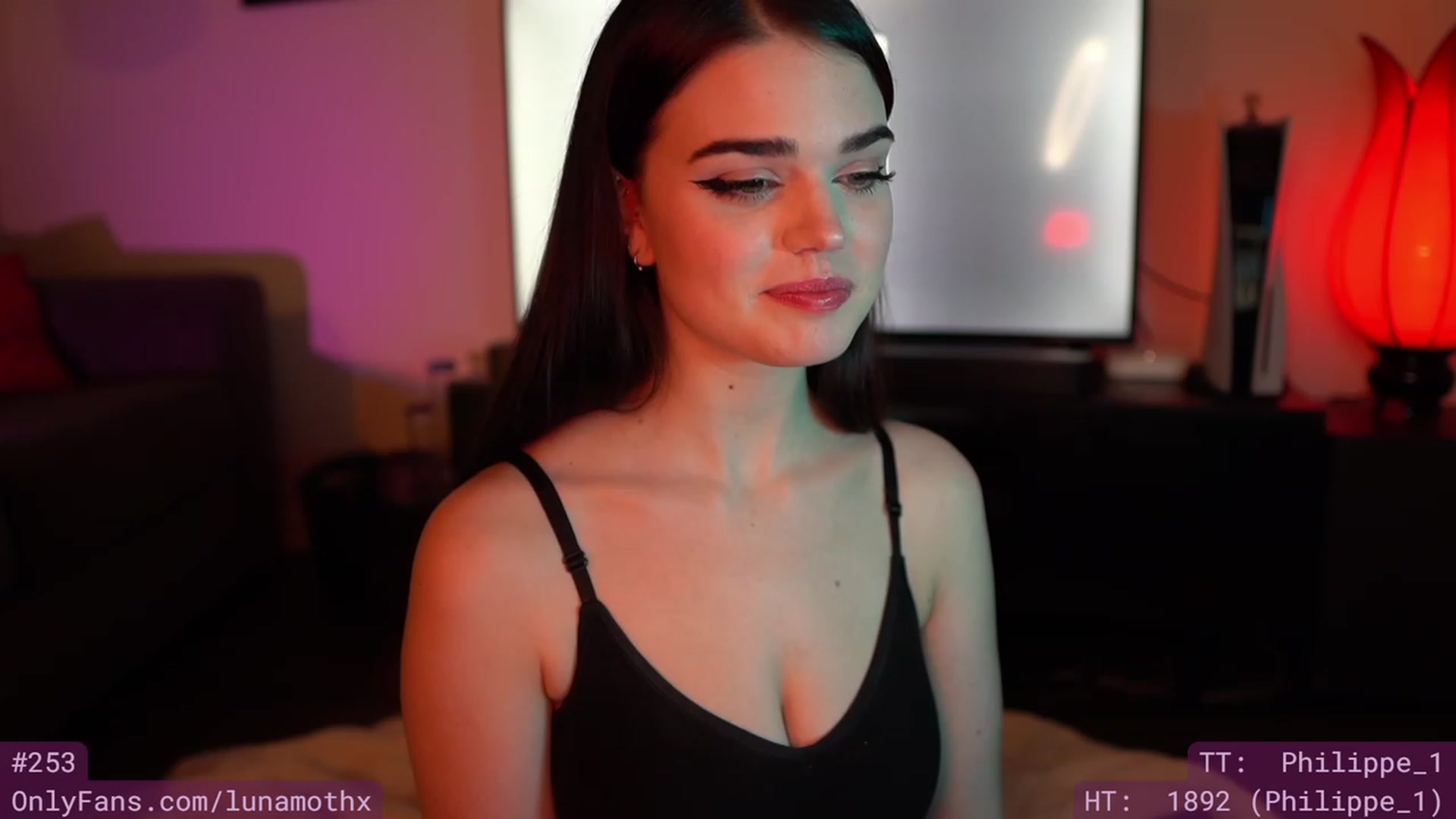 Gallery image thumbnail from Wizard's myfreecams stream on, 04/12/2023, 08:27 image 17 of 20