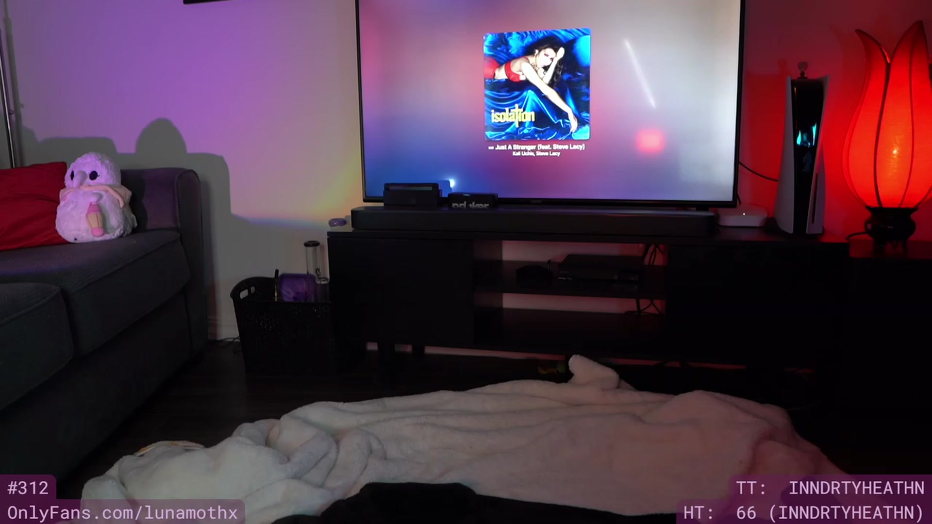 Gallery image thumbnail from Wizard's myfreecams stream on, 04/14/2023, 07:45 image 1 of 20