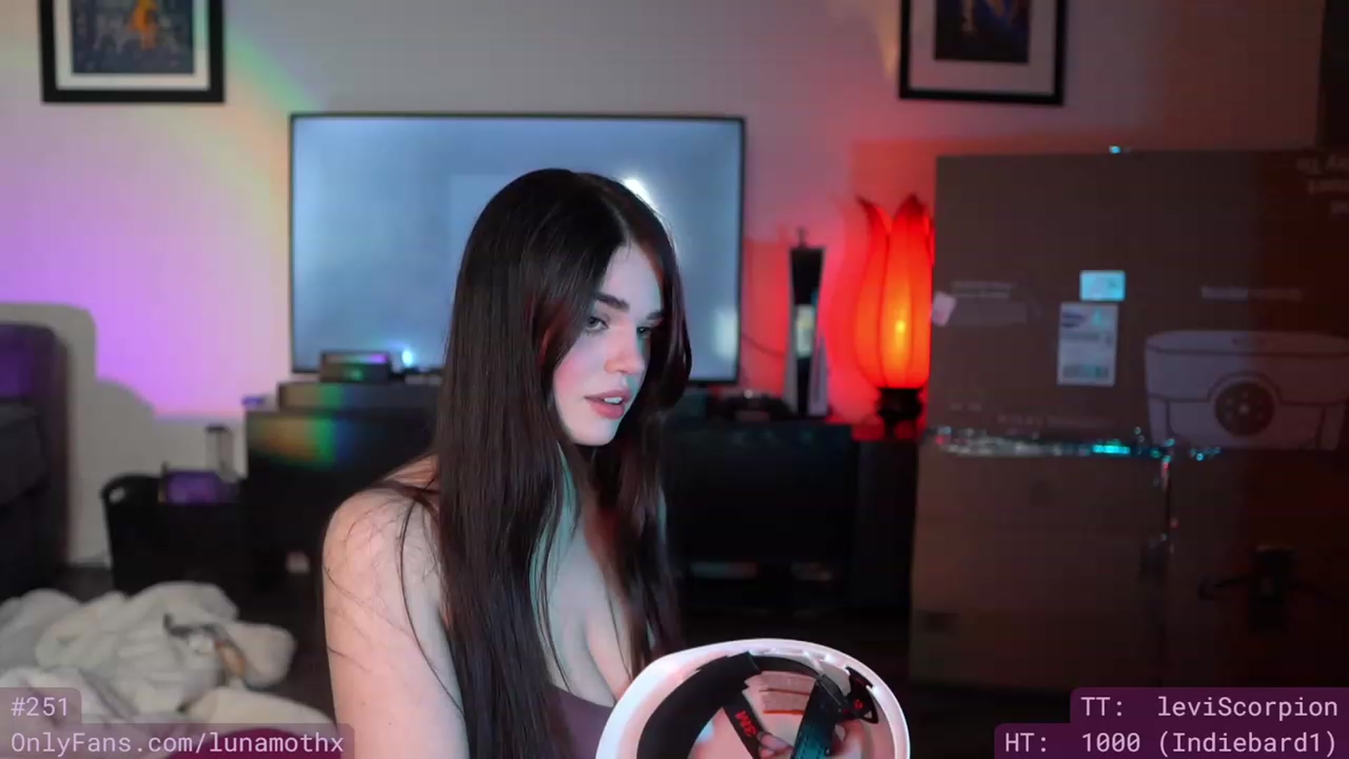 Gallery image thumbnail from Wizard's myfreecams stream on, 04/15/2023, 08:11 image 14 of 20