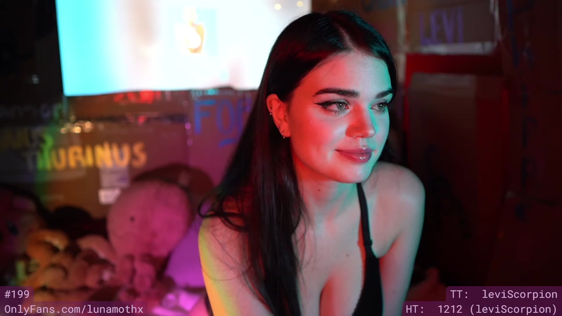 Gallery image thumbnail from Wizard's myfreecams stream on, 04/15/2023, 12:11 image 8 of 20