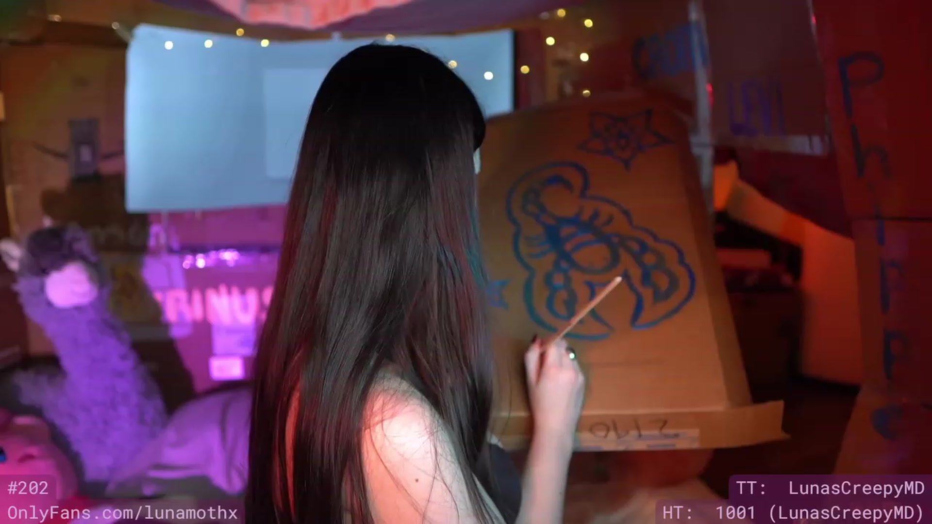 Gallery image thumbnail from Wizard's myfreecams stream on, 04/20/2023, 09:46 image 6 of 20