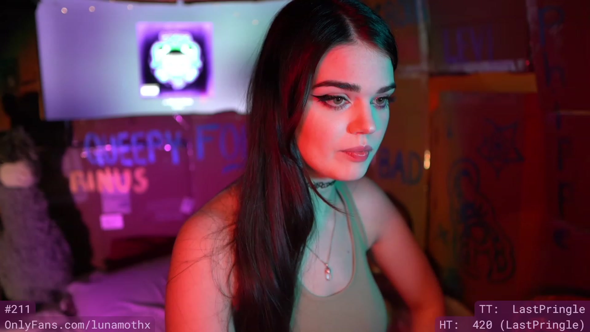 Gallery image thumbnail from Wizard's myfreecams stream on, 04/21/2023, 08:50 image 1 of 20