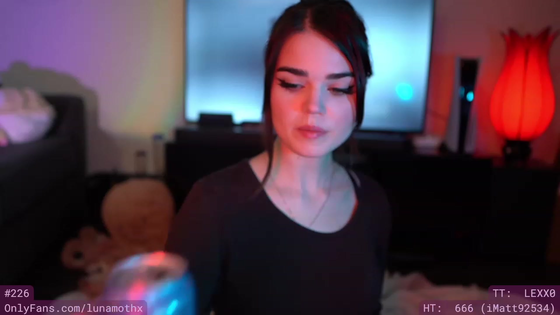 Gallery image thumbnail from Wizard's myfreecams stream on, 04/26/2023, 05:06 image 18 of 20