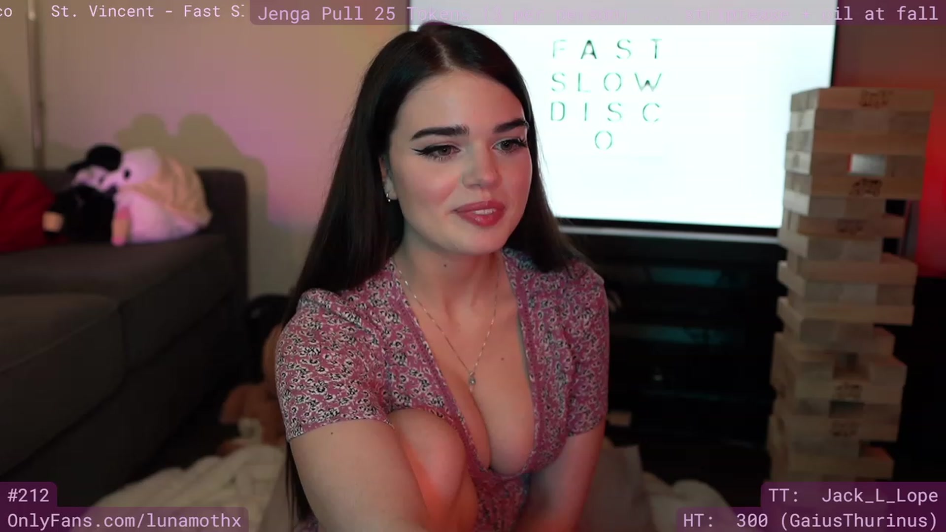 Gallery image thumbnail from Wizard's myfreecams stream on, 04/28/2023, 07:11 image 15 of 20