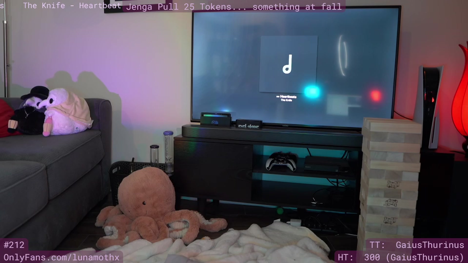Gallery image thumbnail from Wizard's myfreecams stream on, 04/28/2023, 07:11 image 10 of 20
