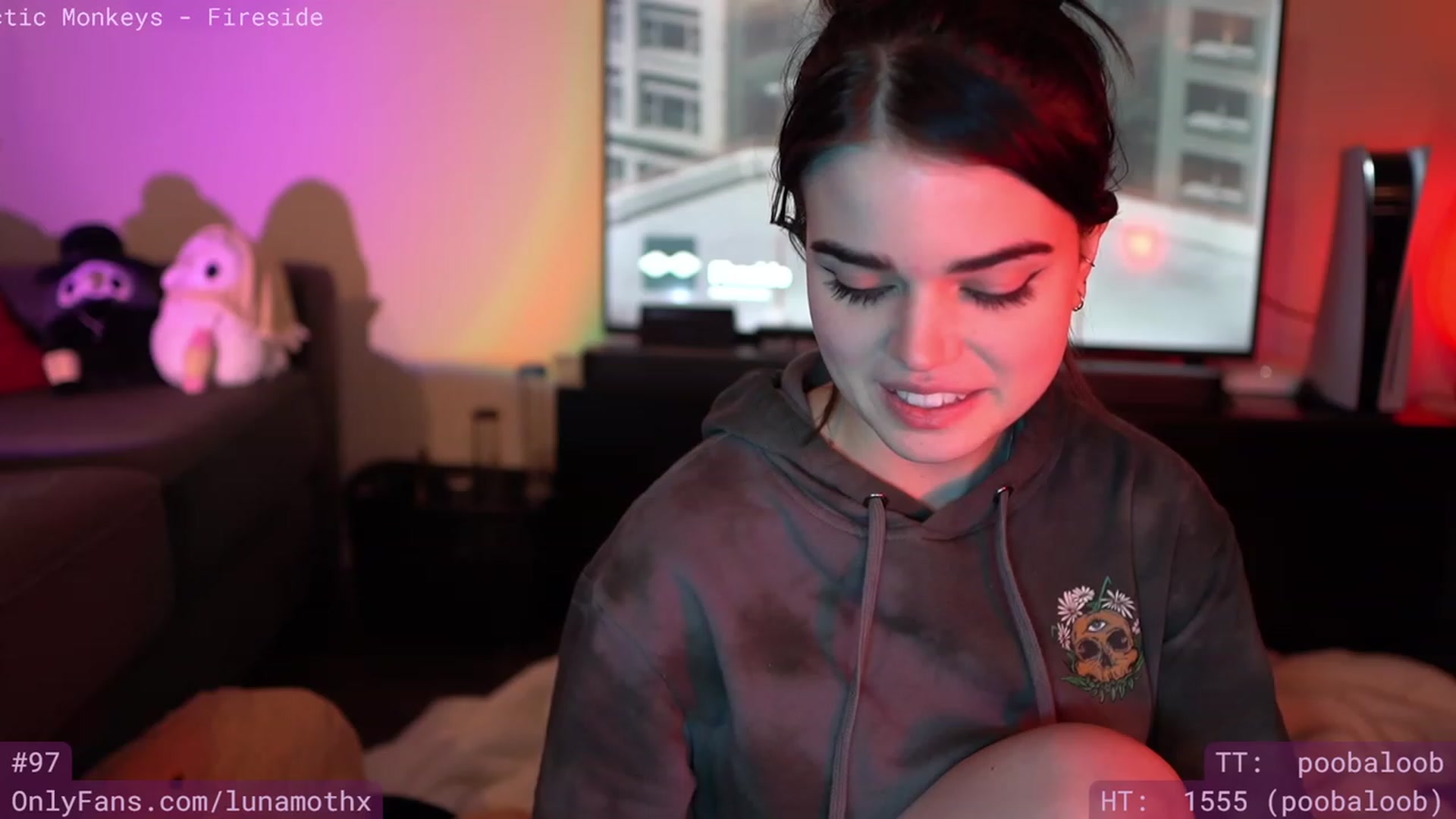 Gallery image thumbnail from Wizard's myfreecams stream on, 05/01/2023, 08:15 image 12 of 20