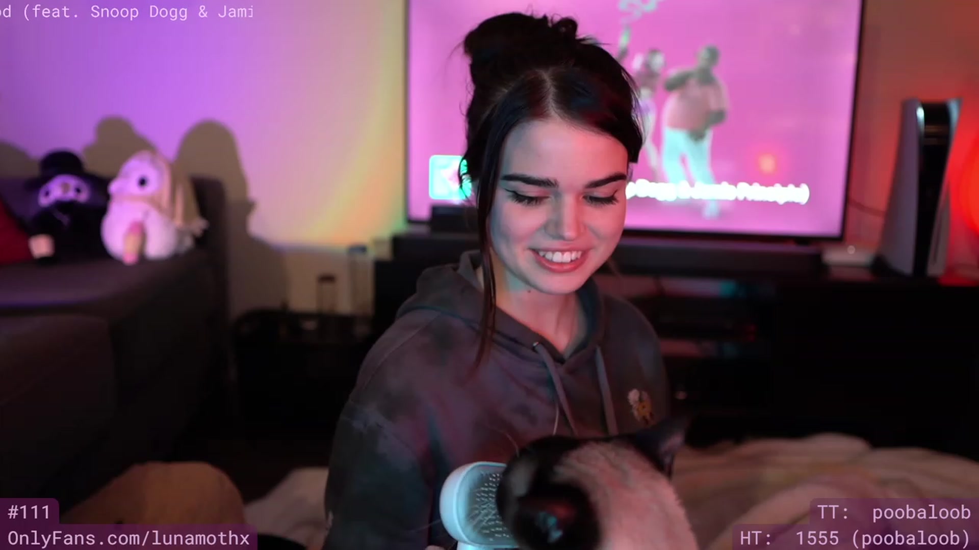 Gallery image thumbnail from Wizard's myfreecams stream on, 05/01/2023, 08:15 image 17 of 20